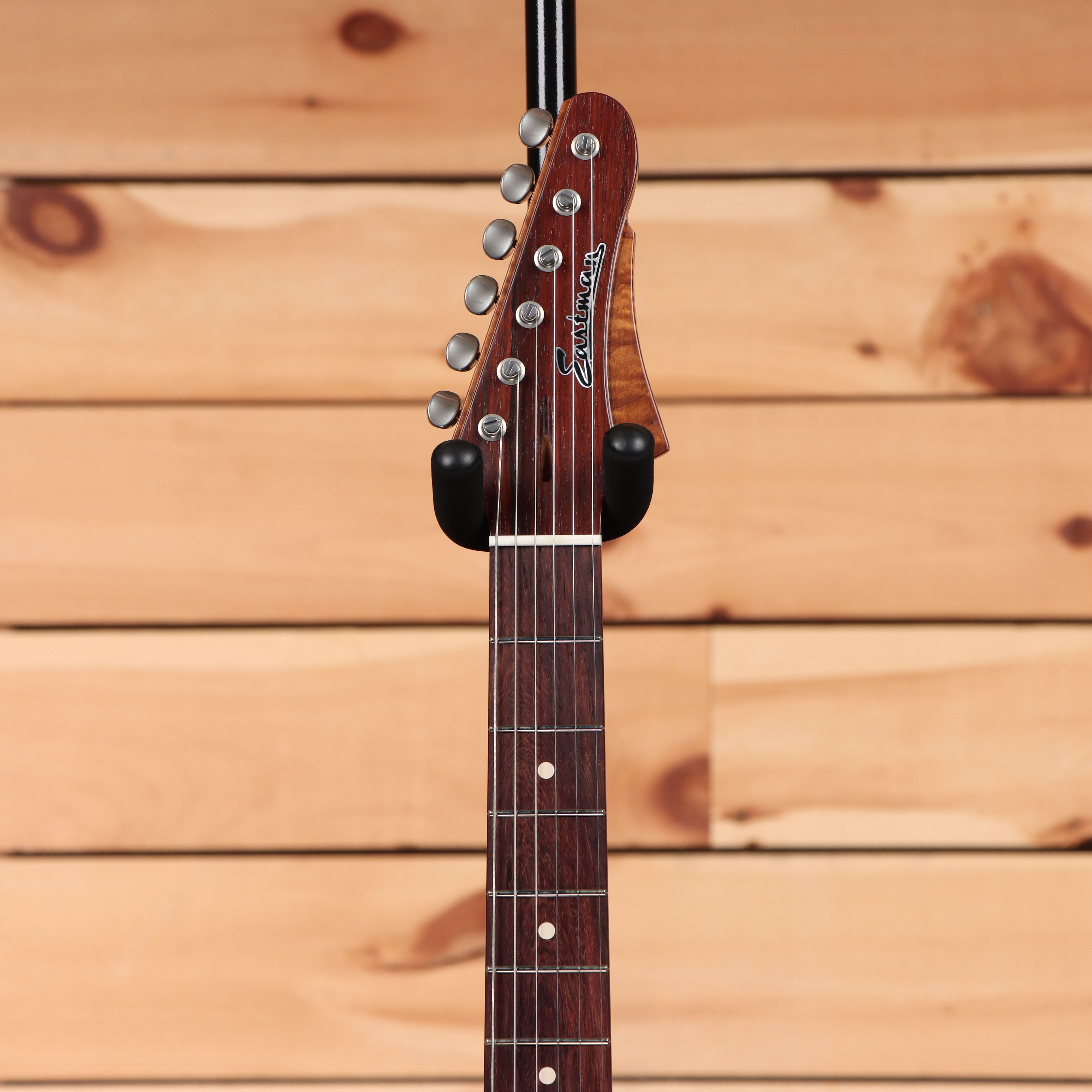 Eastman DAmbrogio DC-62 electric guitar Inca Silver with rosewood fretboard and chrome tuning machines