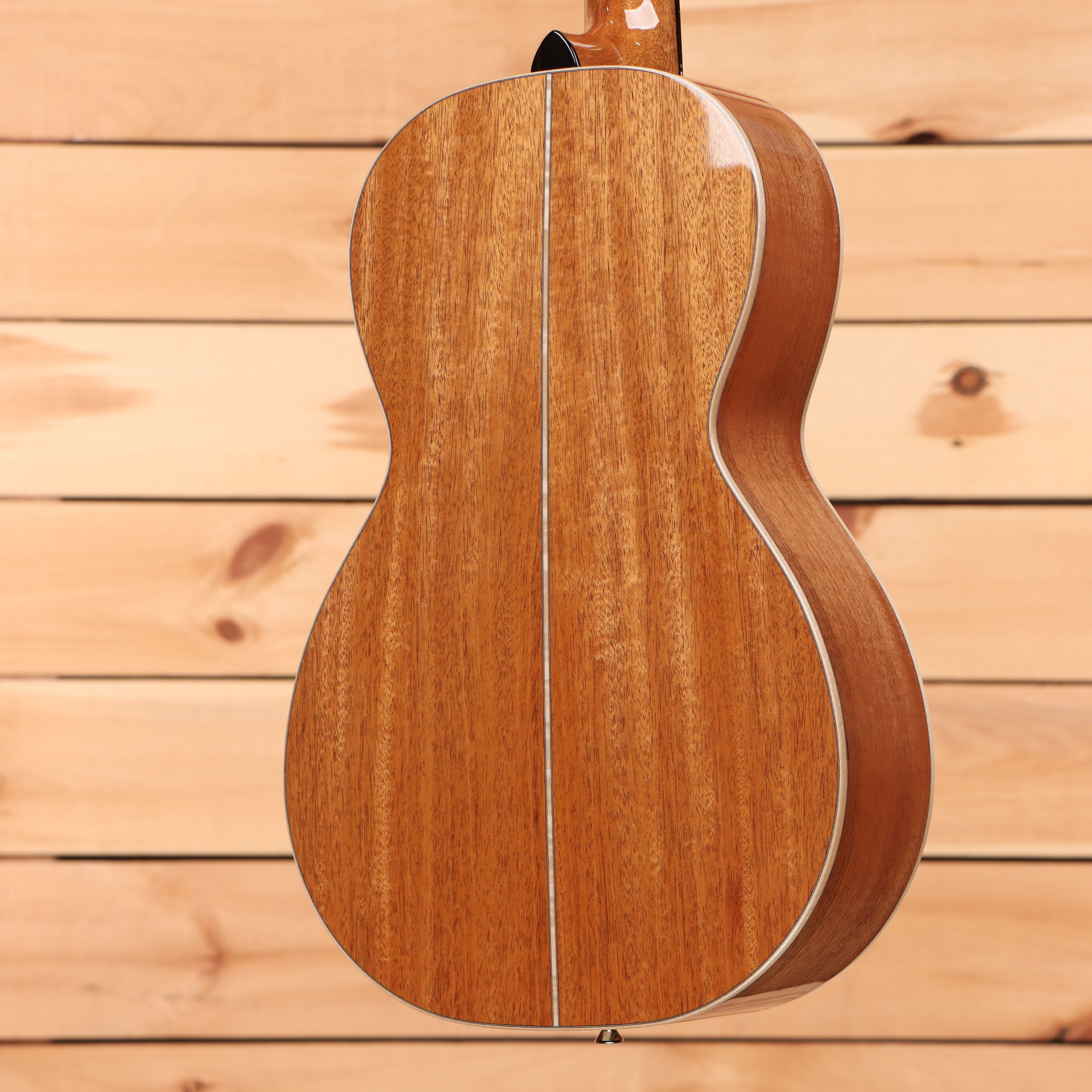 Boucher HG44 classical guitar natural finish with white binding detail