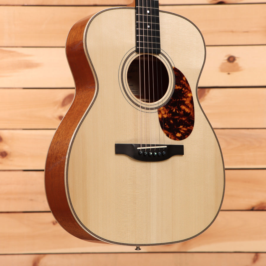 Boucher SG41 pre-owned acoustic guitar natural finish with tortoiseshell pickguard and mahogany back
