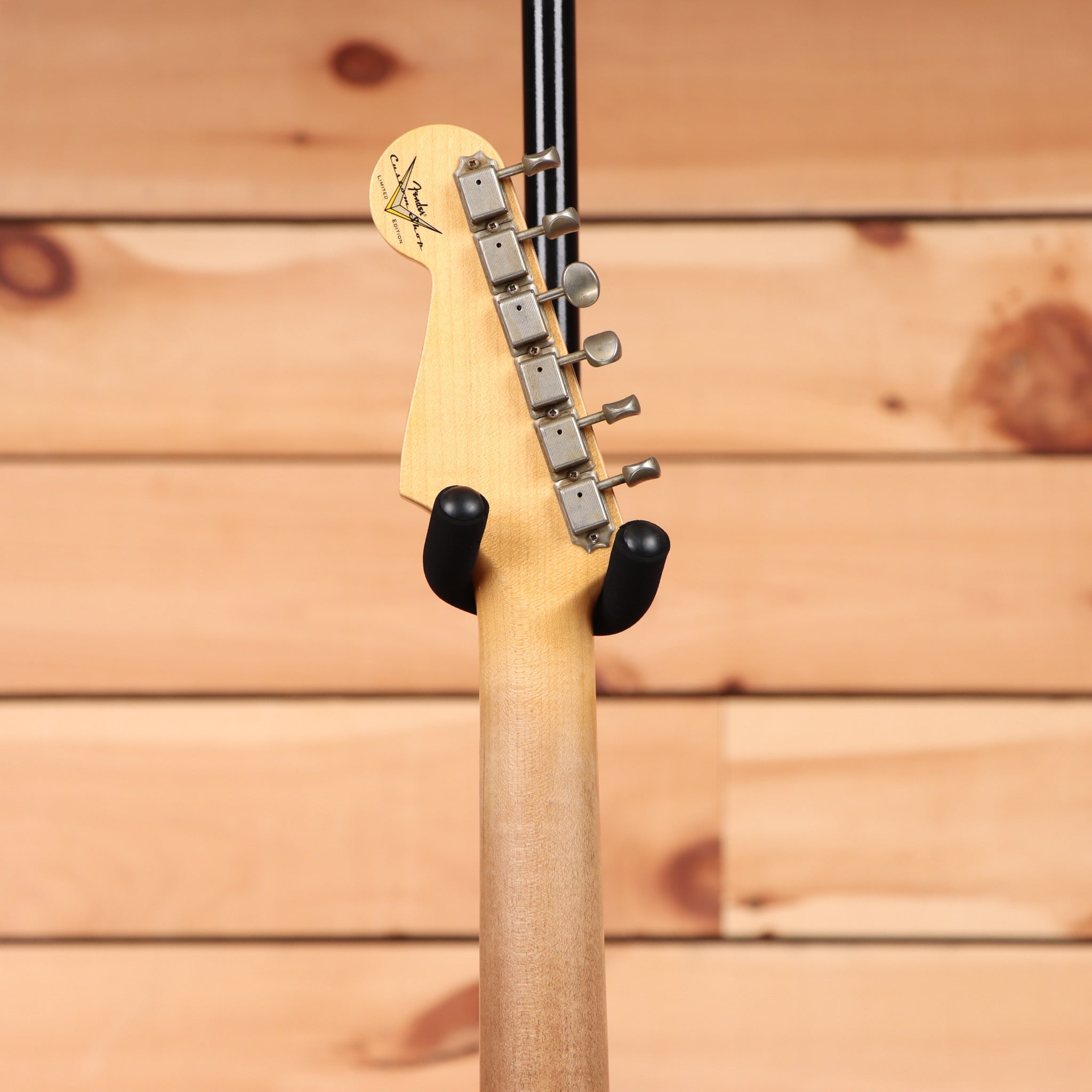 Fender Custom Shop Limited Postmodern Stratocaster electric guitar Aged Olympic White with maple neck and single-coil pickups