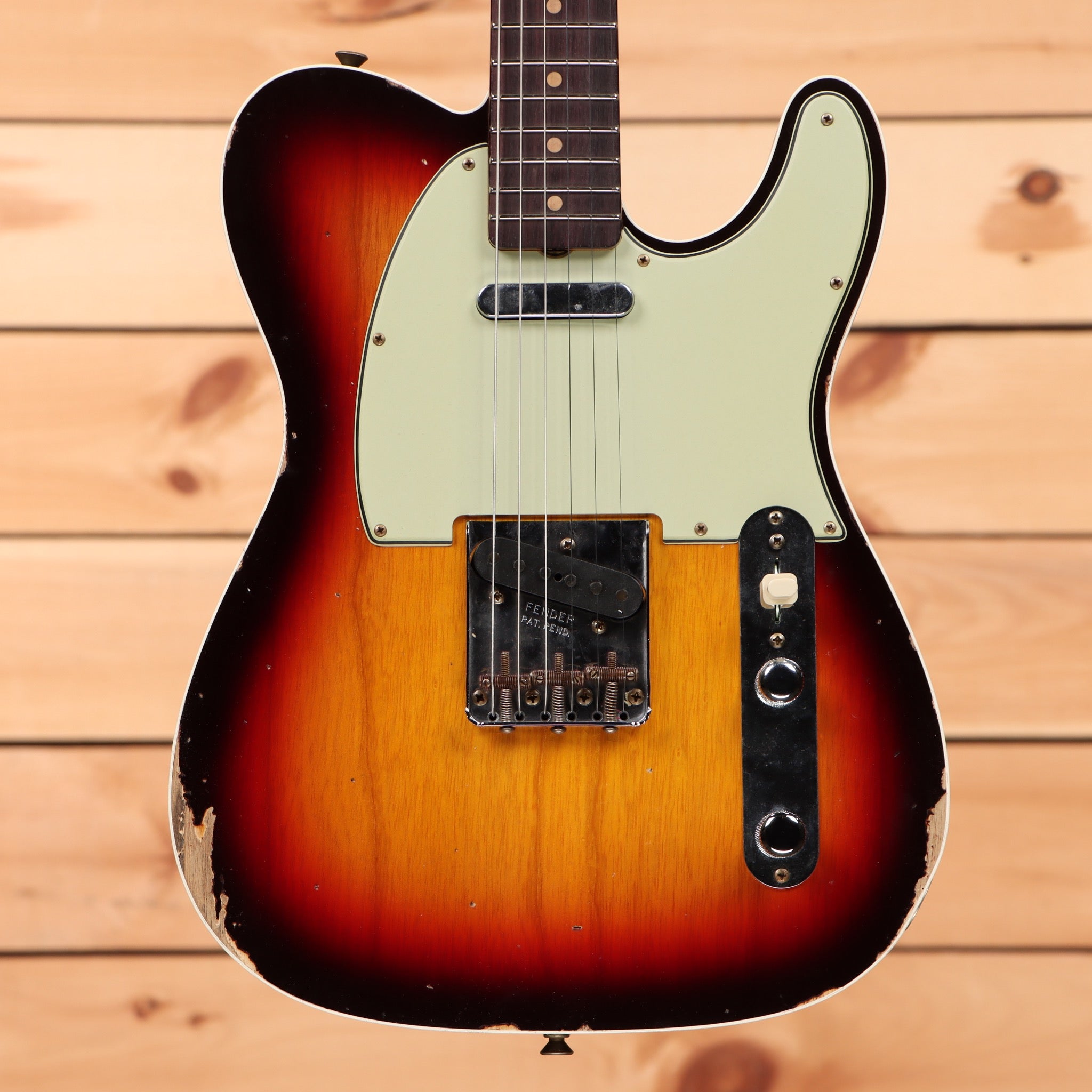 Fender Custom Shop Limited 1960 Telecaster Custom electric guitar Chocolate 3-Tone Sunburst relic with single-coil pickup