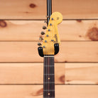 Fender Custom Shop Postmodern Stratocaster electric guitar 3-Color Sunburst with maple neck