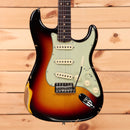 Fender Custom Shop Late 1962 Stratocaster Relic electric guitar 3-color sunburst with single-coil pickups