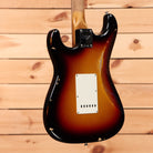 Fender Custom Shop Late 1962 Stratocaster Relic 3-Color Sunburst electric guitar with white pickguard