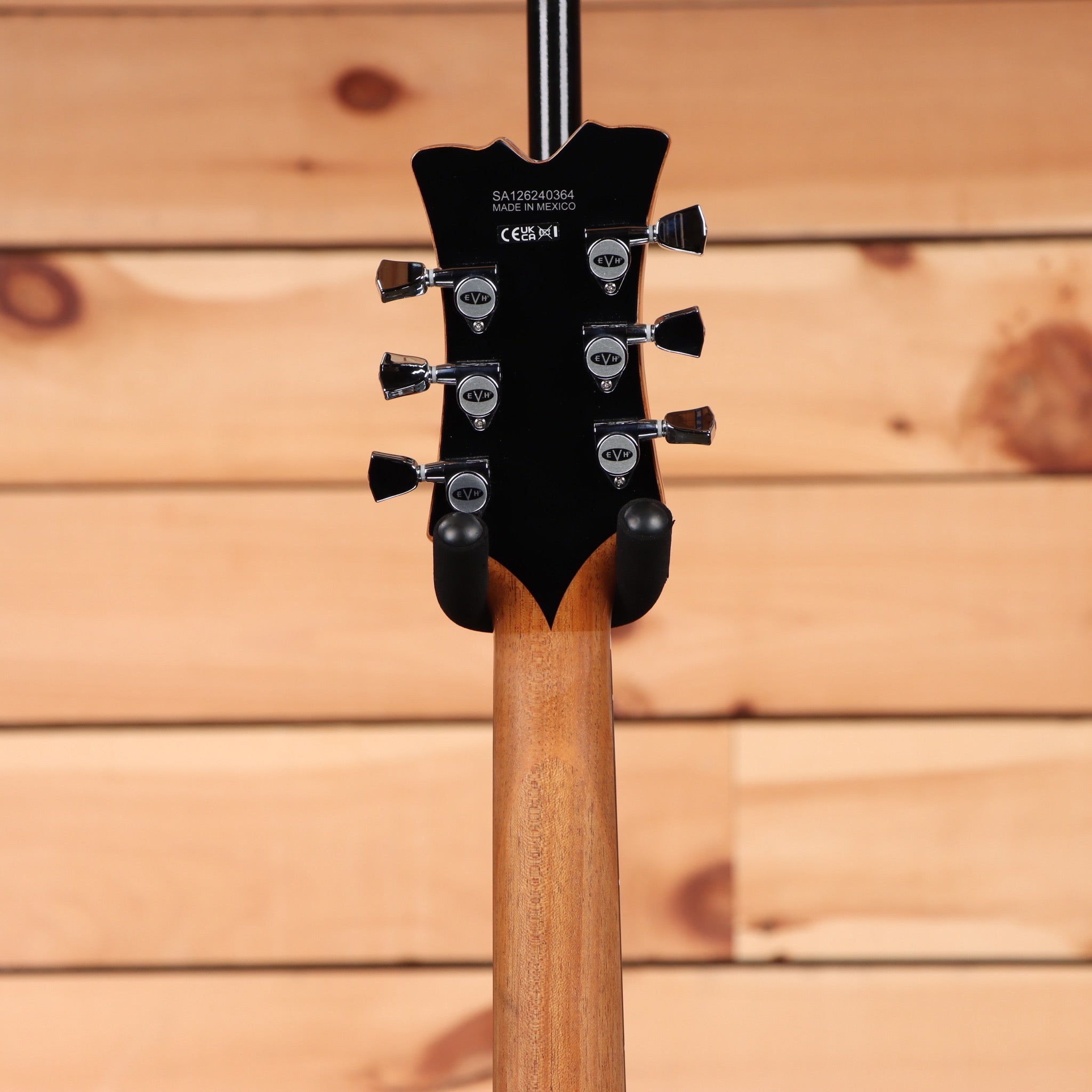 EVH SA126 Special QM electric guitar transparent purple with locking tuners and maple neck