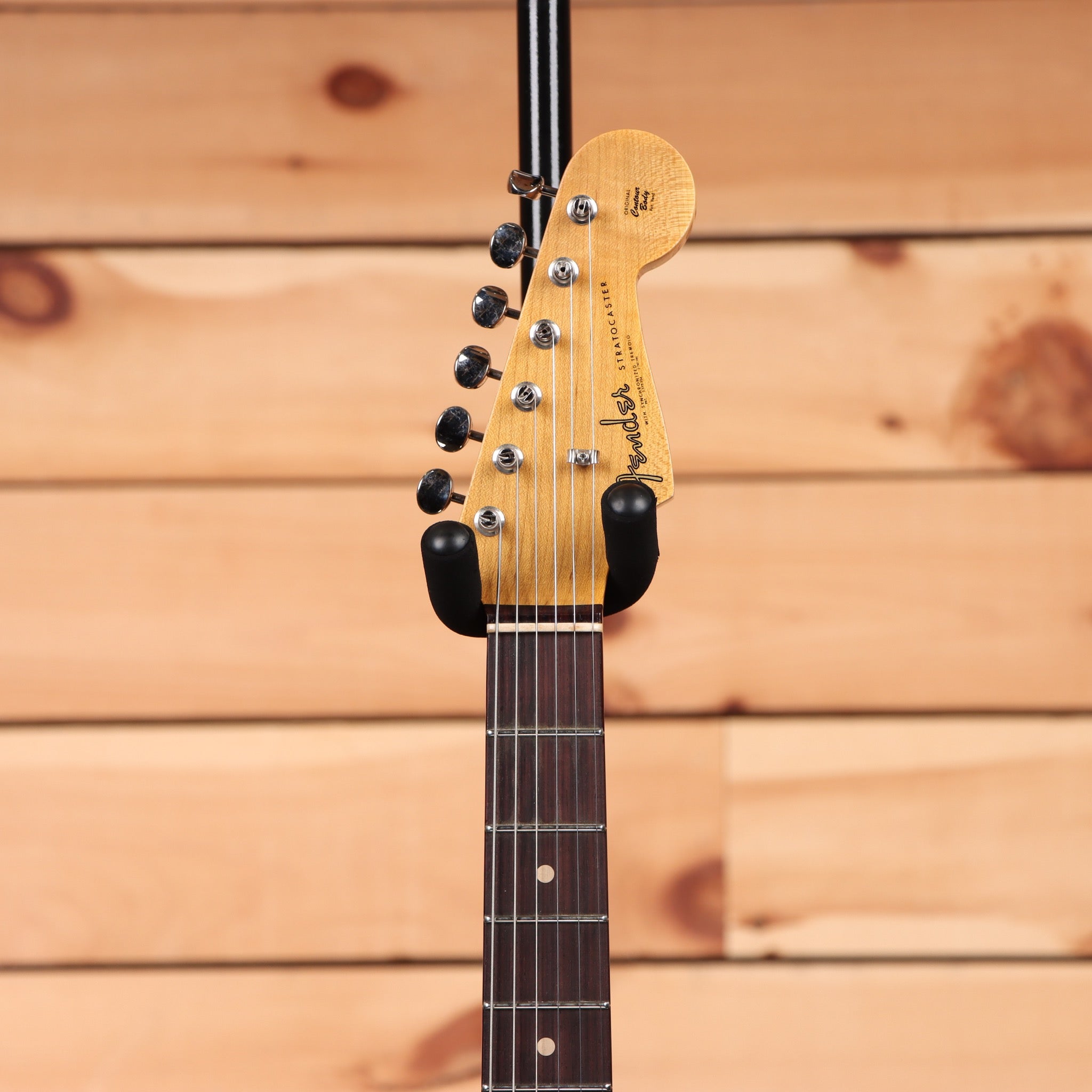 Fender Custom Shop 1963 Stratocaster Journeyman Relic electric guitar Purple Sparkle with maple neck