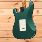 Fender Custom Shop Limited 1963 Stratocaster Journeyman Relic electric guitar Aged Sherwood Green Metallic with single-coil pickups