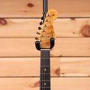 Fender Custom Shop Limited 1963 Stratocaster Journeyman Relic electric guitar Aged Sherwood Green Metallic with single-coil pickups