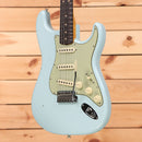 Fender Custom Shop Limited 1963 Stratocaster Journeyman Relic electric guitar Aged Sonic Blue with single-coil pickups
