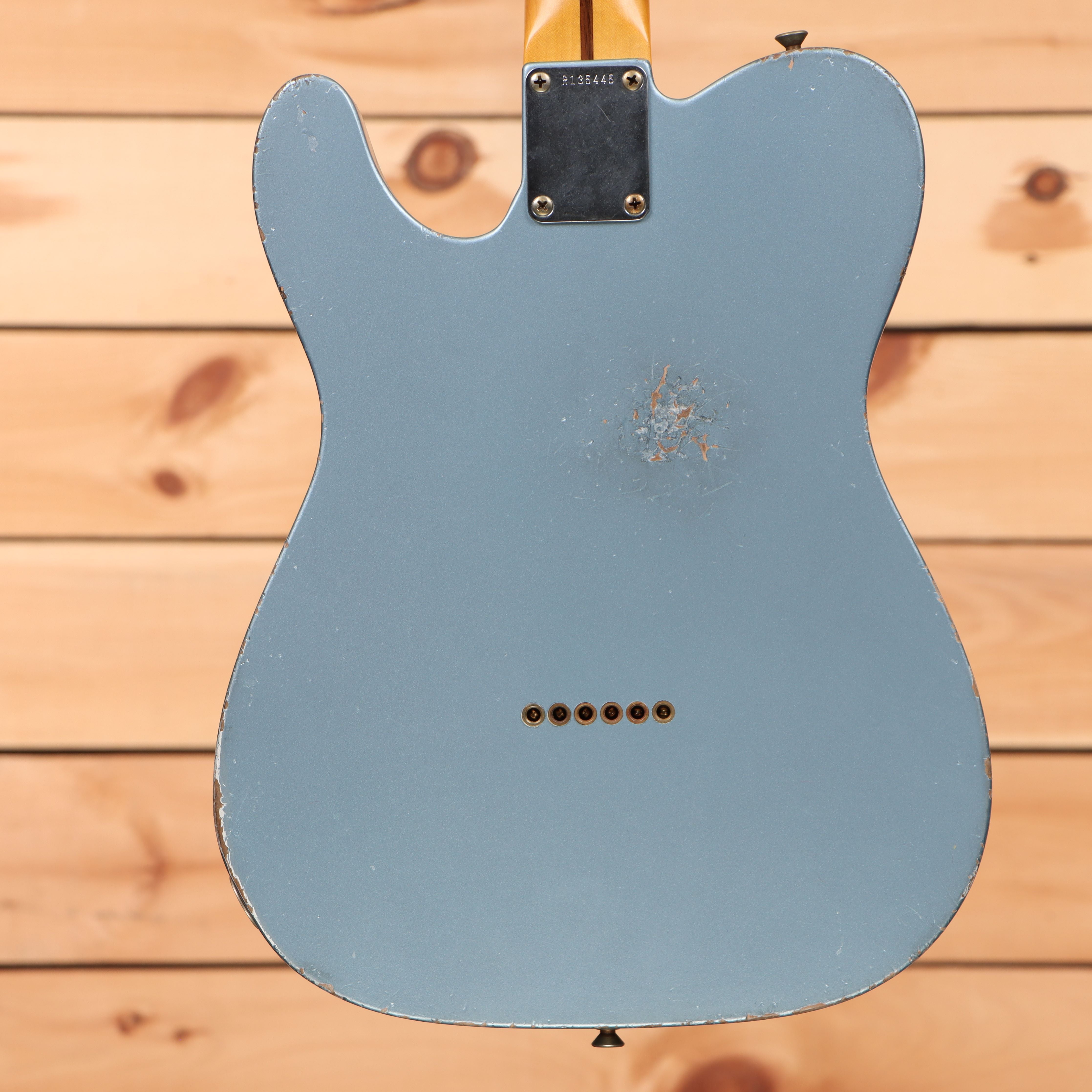 Fender Custom Shop Limited Masterbuilt 1958 Telecaster Relic electric guitar Ice Blue Metallic with single-coil pickups