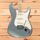 Fender Custom Shop 1968 Stratocaster electric guitar Ice Blue Metallic aged finish with single-coil pickups