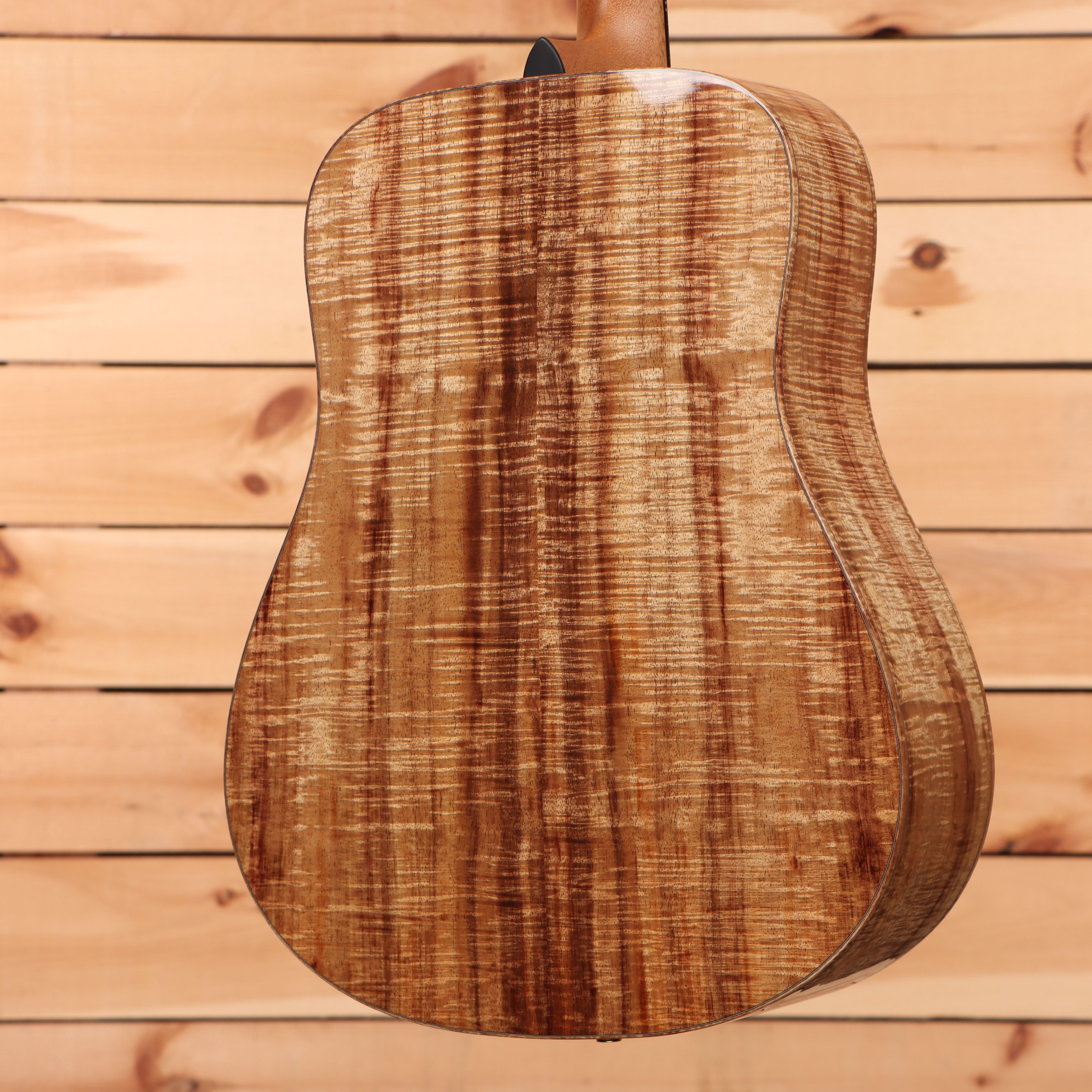 Boucher LESG172 dreadnought acoustic guitar natural finish with flamed wood grain back