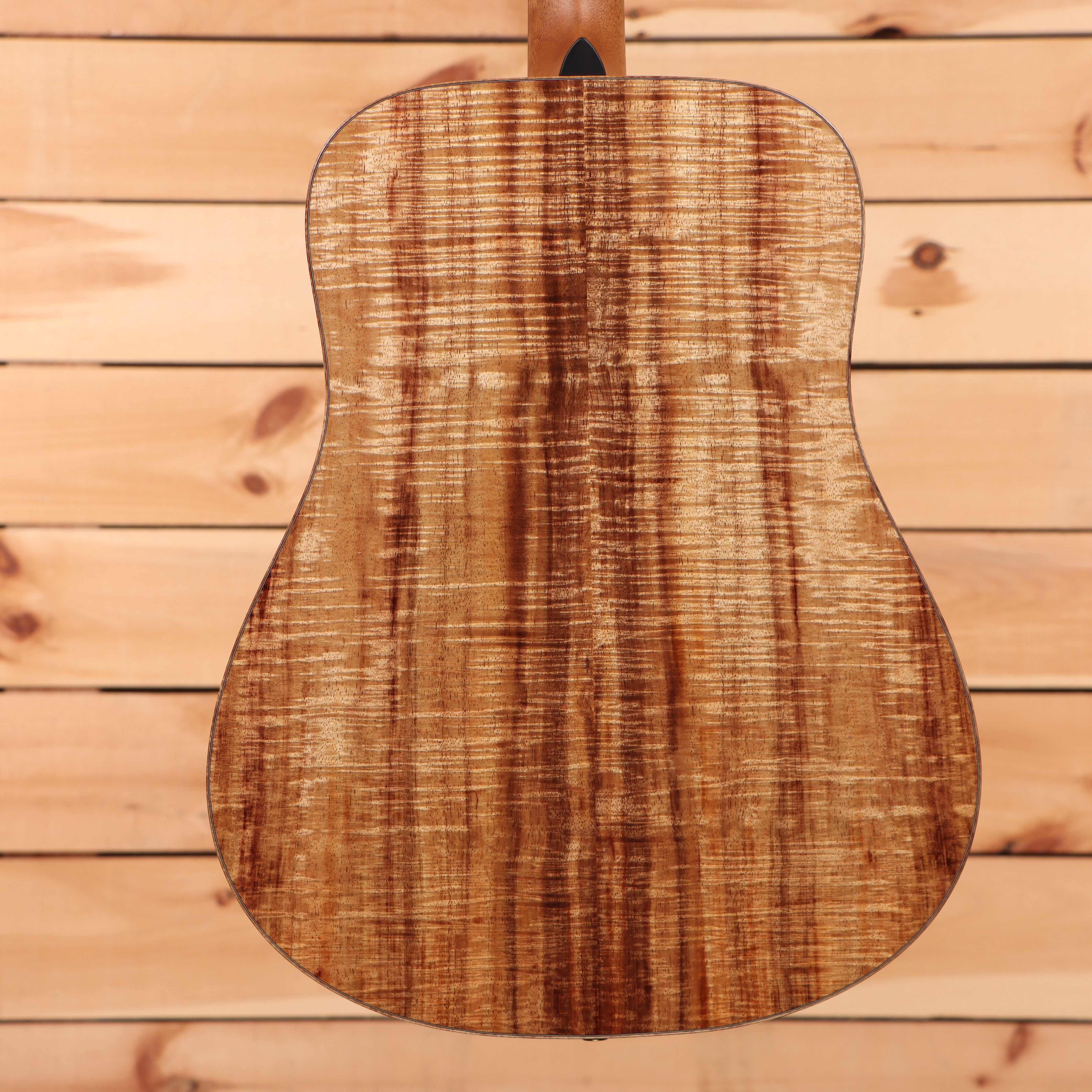 Boucher LESG172 dreadnought acoustic guitar natural finish with flame maple back
