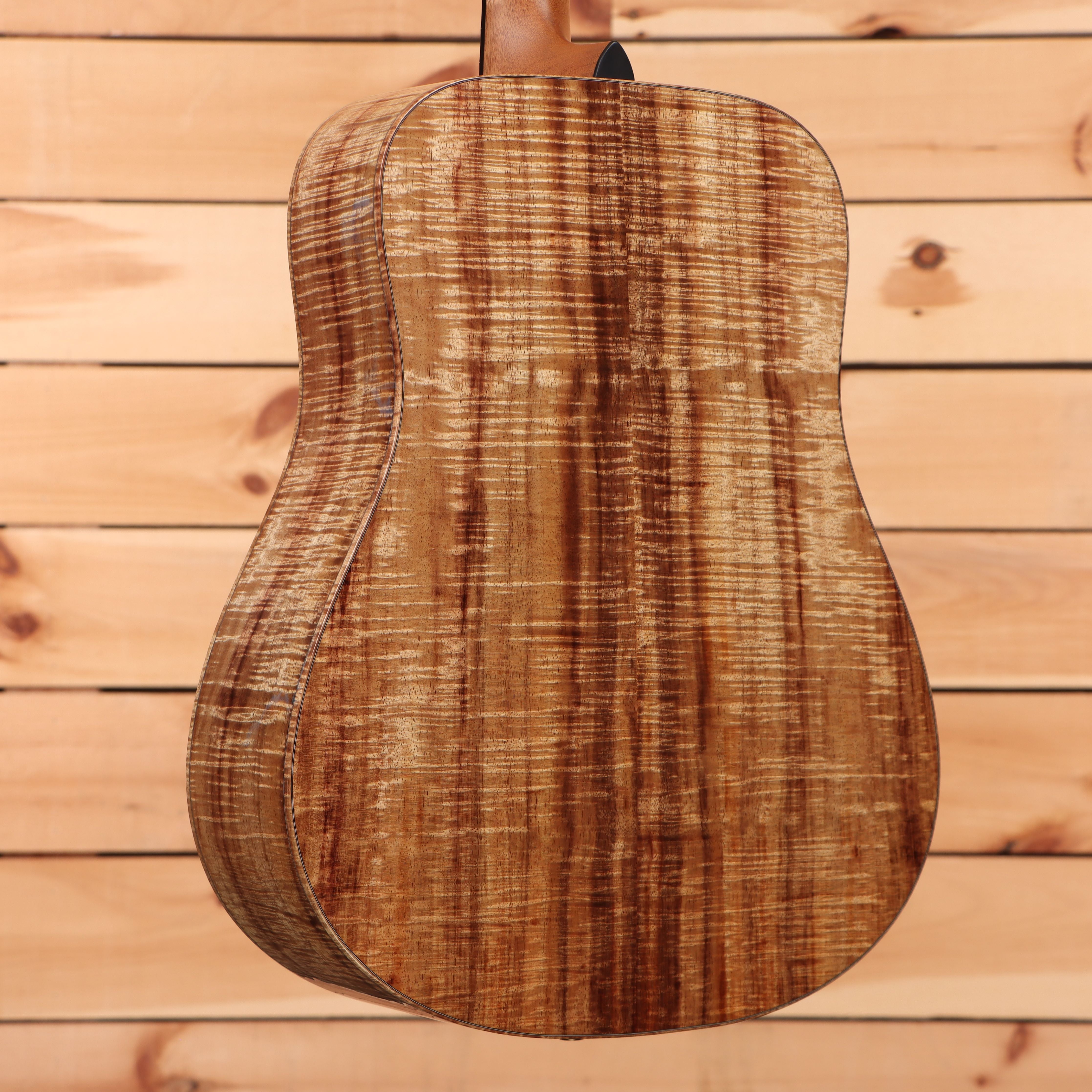 Boucher LESG172 dreadnought acoustic guitar natural finish with flamed mahogany back and sides