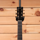Boucher LESG172 classical guitar natural finish with gold tuning machines and rosewood fretboard