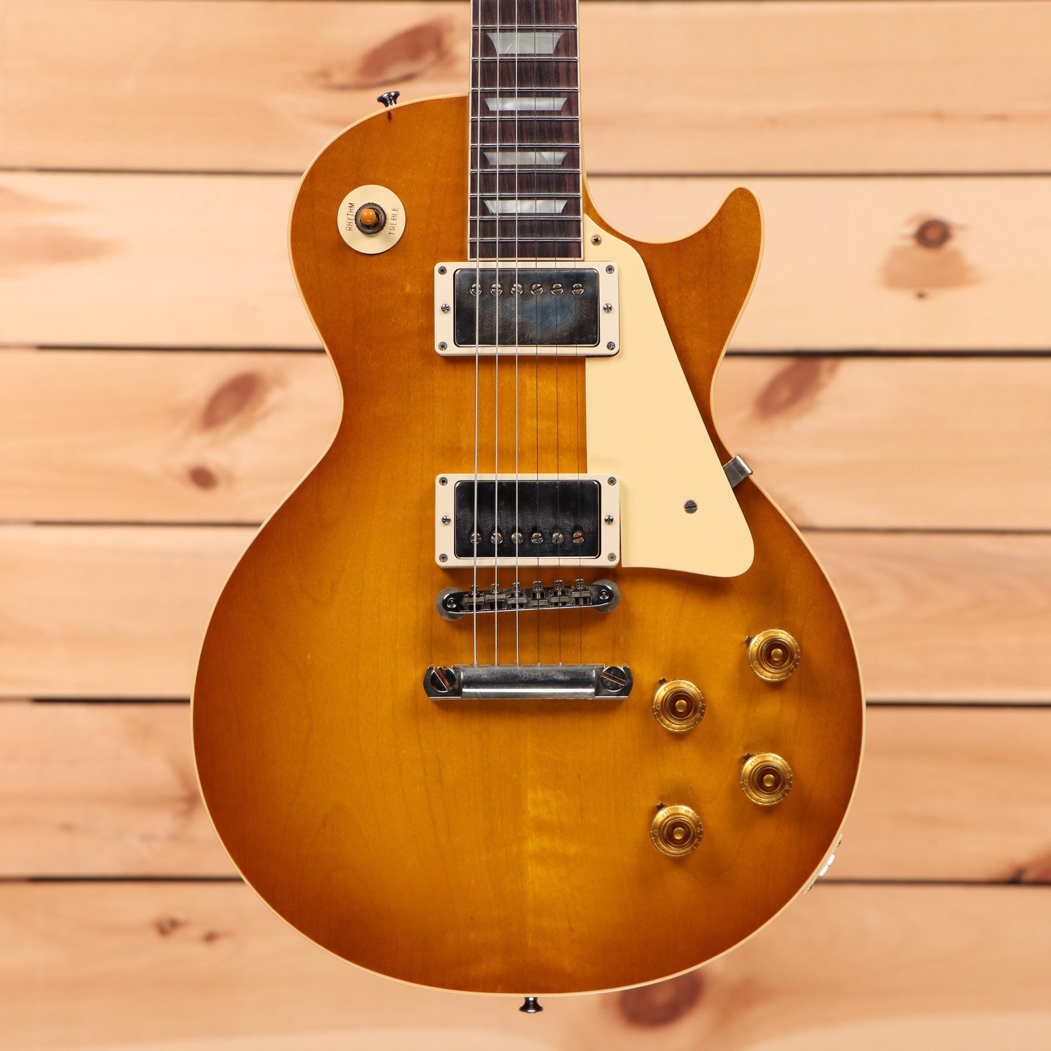 Gibson 1958 Les Paul Standard Reissue VOS electric guitar Lemon Burst with dual humbuckers and gold hardware