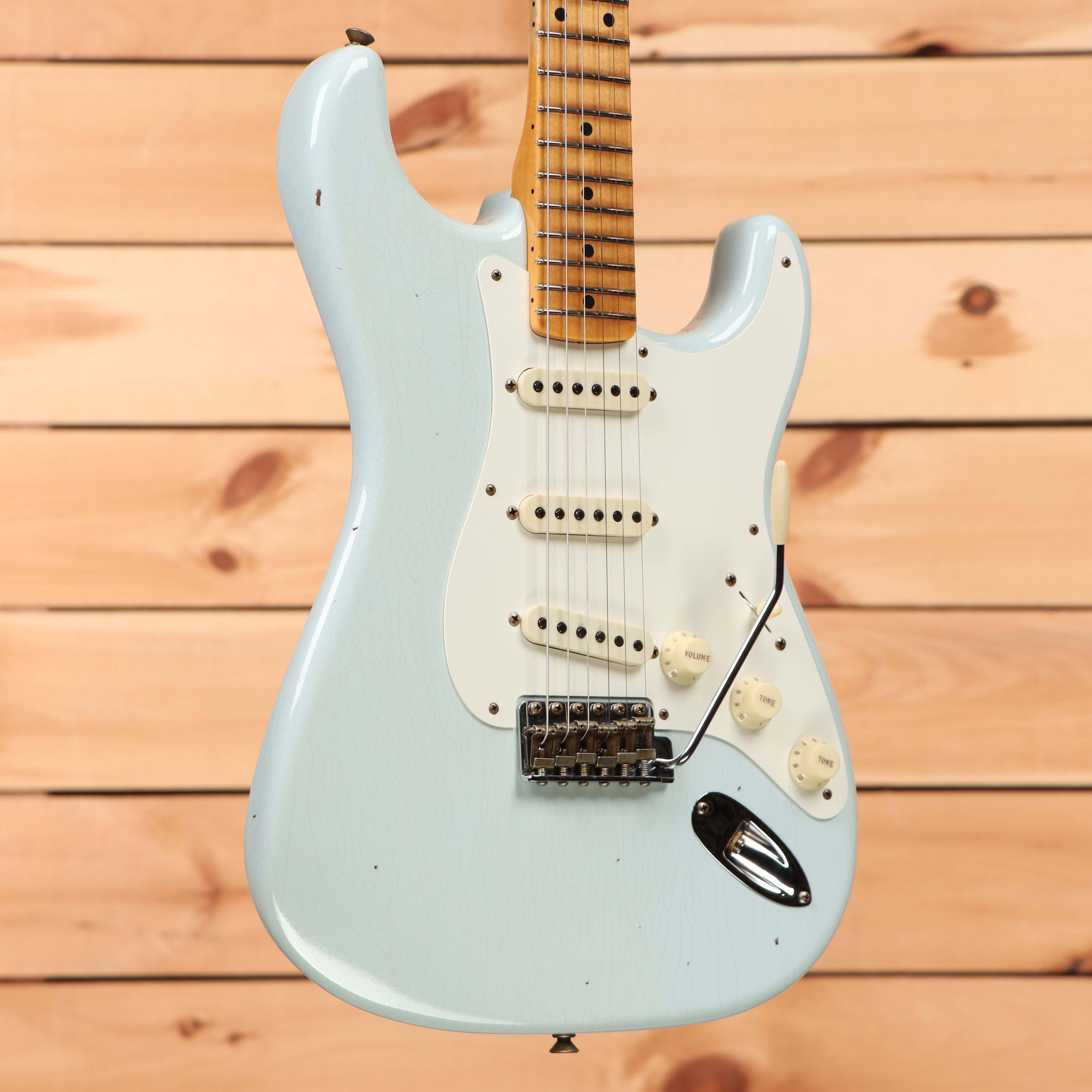 Fender Custom Shop Limited 1956 Stratocaster Journeyman Relic Super fender-custom-shop-limited-1956-stratocaster-journeyman-relic-super