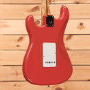 Fender Custom Shop Limited 1959 Dualmag Stratocaster electric guitar Aged Tahitian Coral with white pickguard