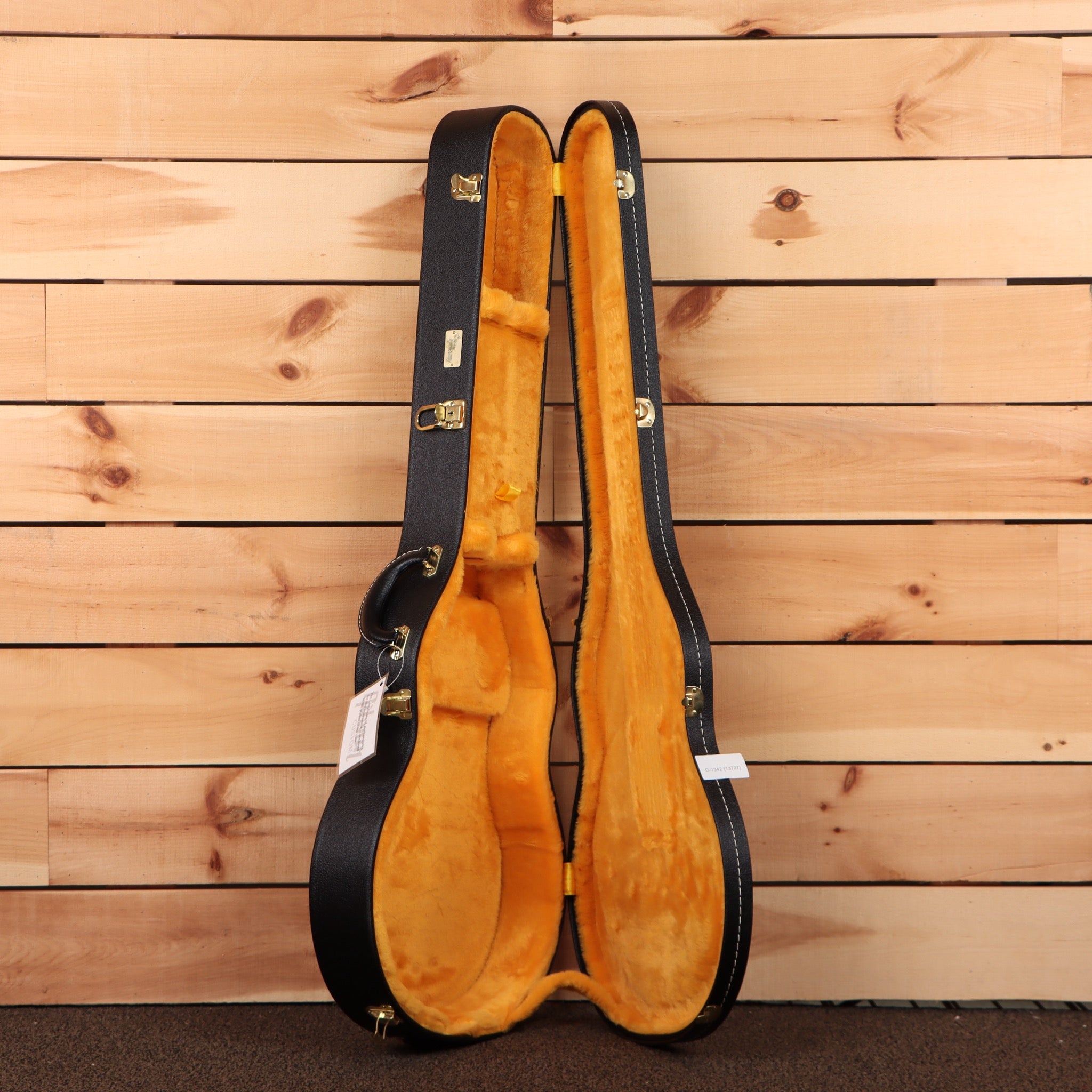 Gibson 1957 Les Paul Custom Reissue 2-Pickup VOS Ebony electric guitar with gold hardware and open case