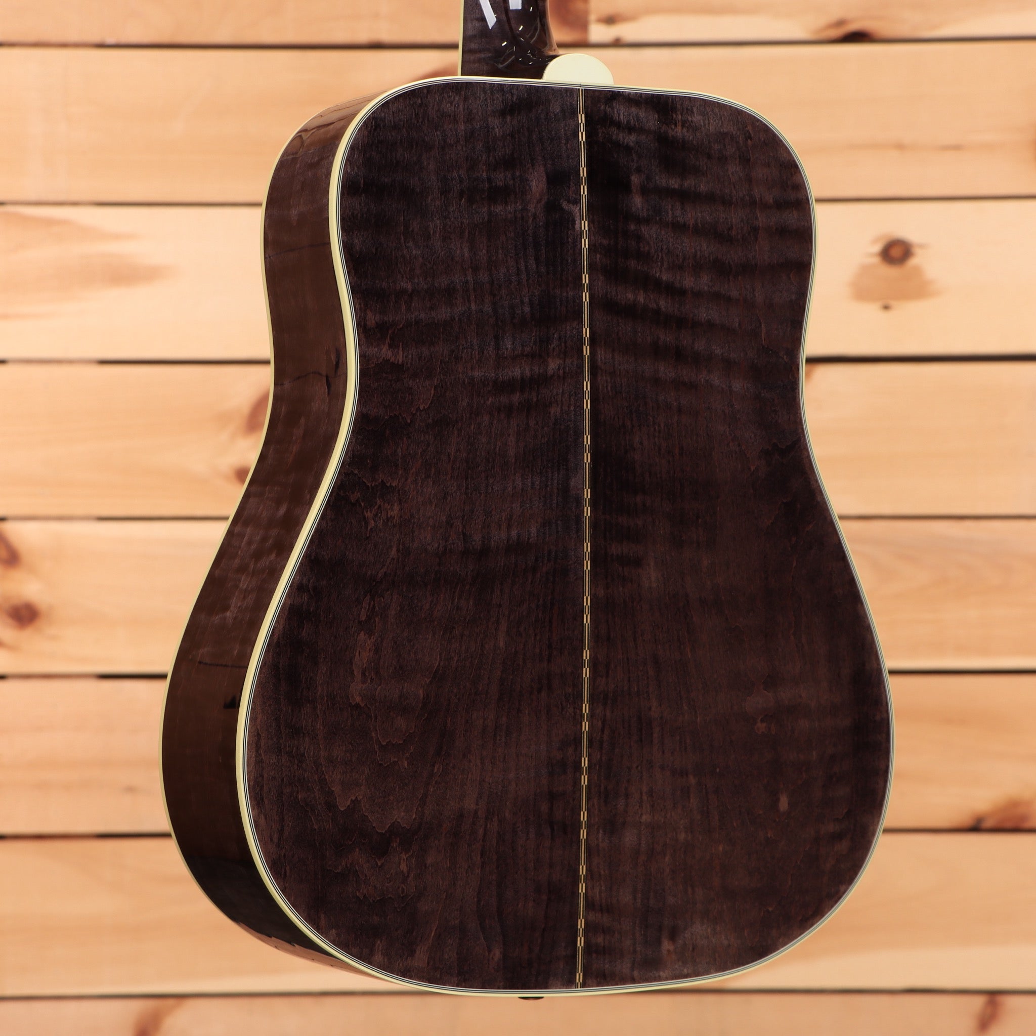 Gibson Dove Original acoustic guitar trans ebony with cream binding and dreadnought body shape