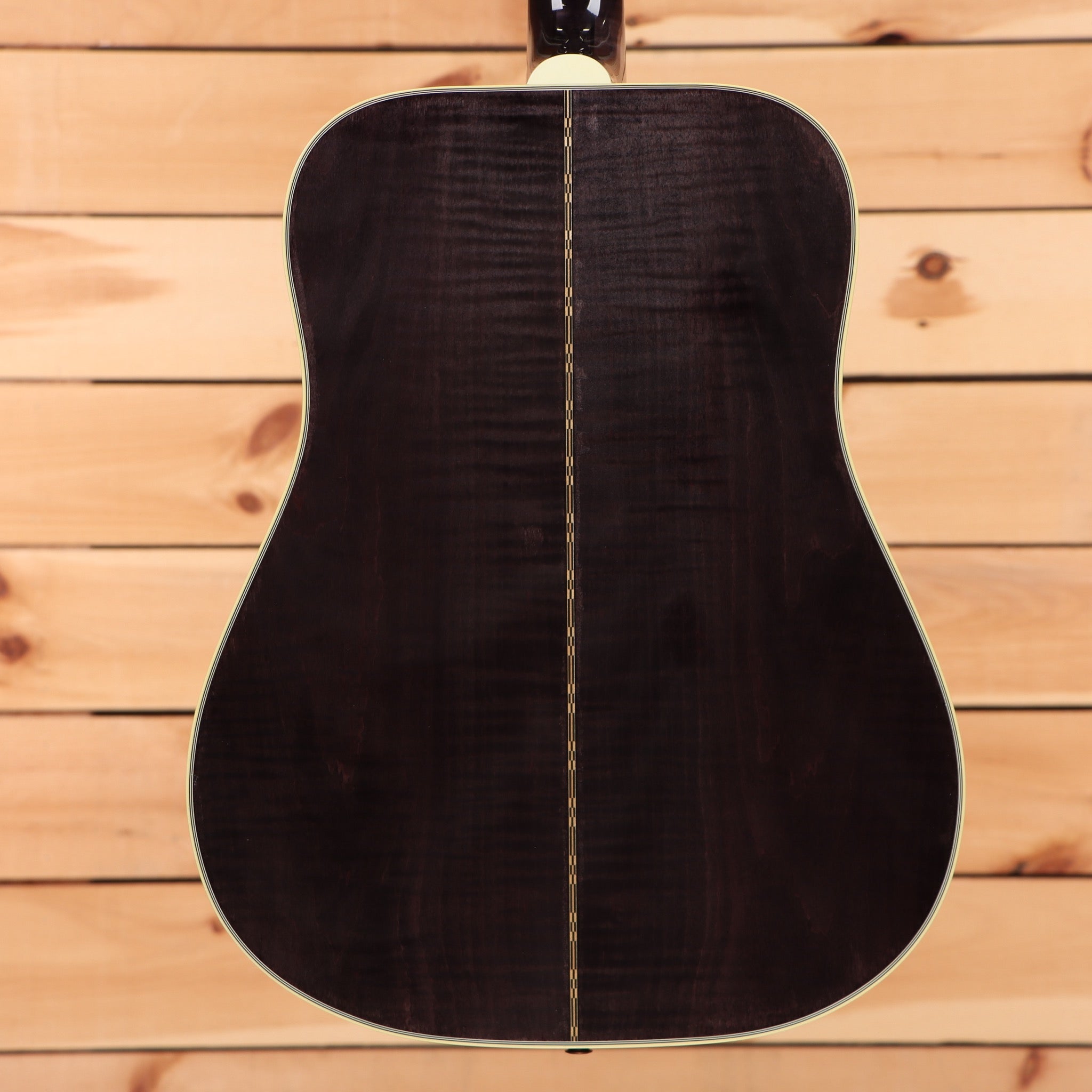 Gibson Dove Original M2M dreadnought acoustic guitar Trans Ebony with cream binding detail