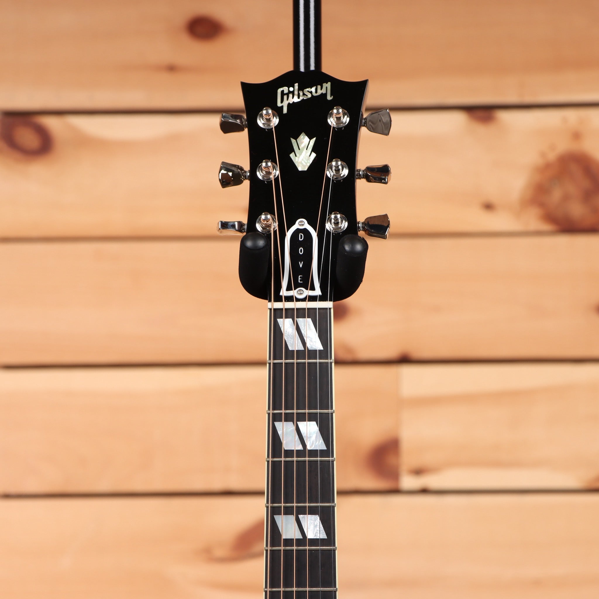 Gibson Dove Original M2M acoustic guitar Trans Ebony with dove inlay and chrome tuners