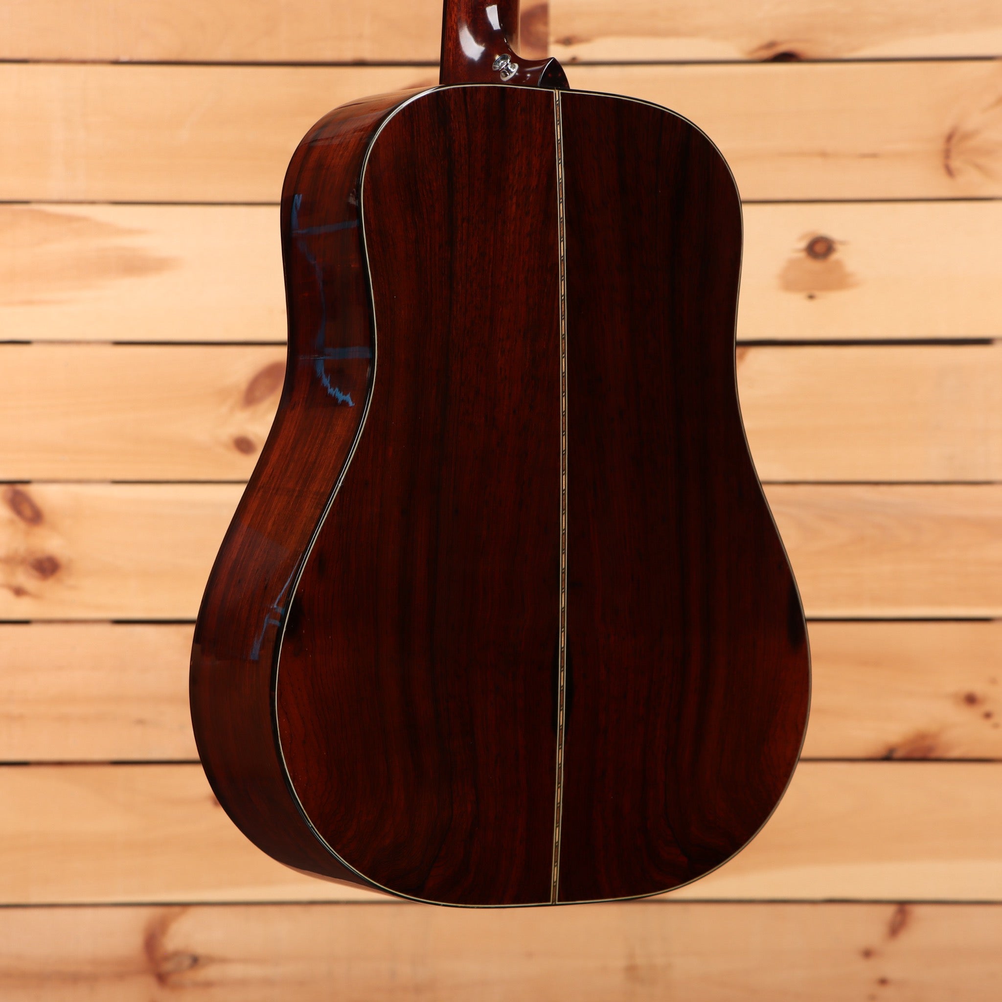 Santa Cruz D Model dreadnought acoustic guitar Natural finish with rosewood back and sides center seam