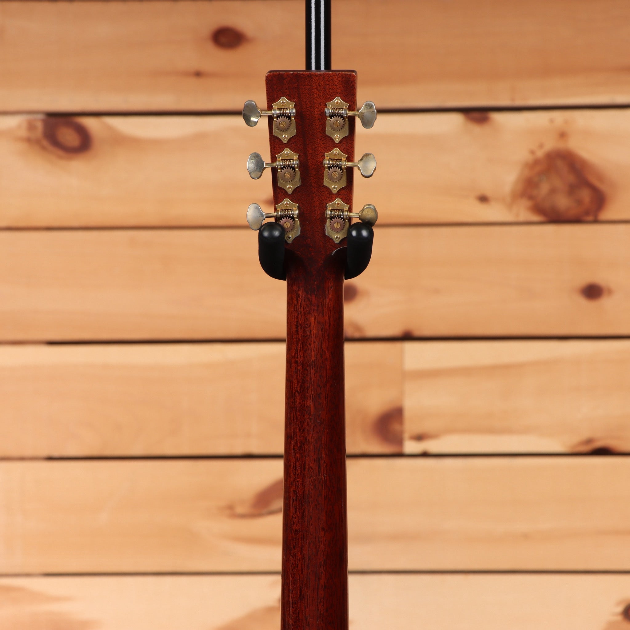 Santa Cruz D Model dreadnought acoustic guitar Natural finish rear headstock view with gold tuners and mahogany neck