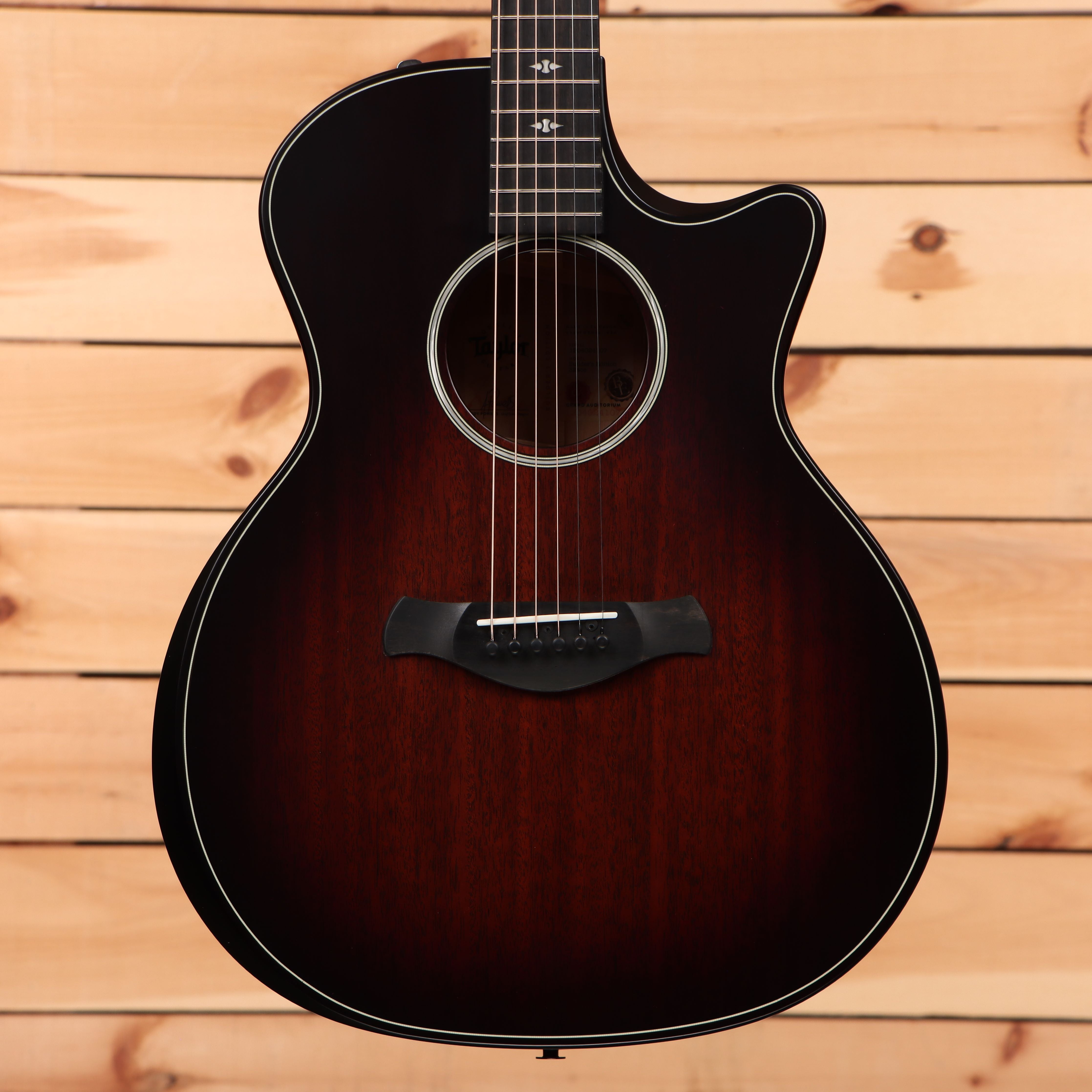 Taylor Builders Edition 324ce acoustic-electric guitar Shaded Edgeburst with venetian cutaway