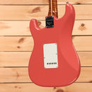 Fender Custom Shop Limited Roasted 1950s Stratocaster electric guitar Tahitian Coral with white pickguard and single-coil pickups