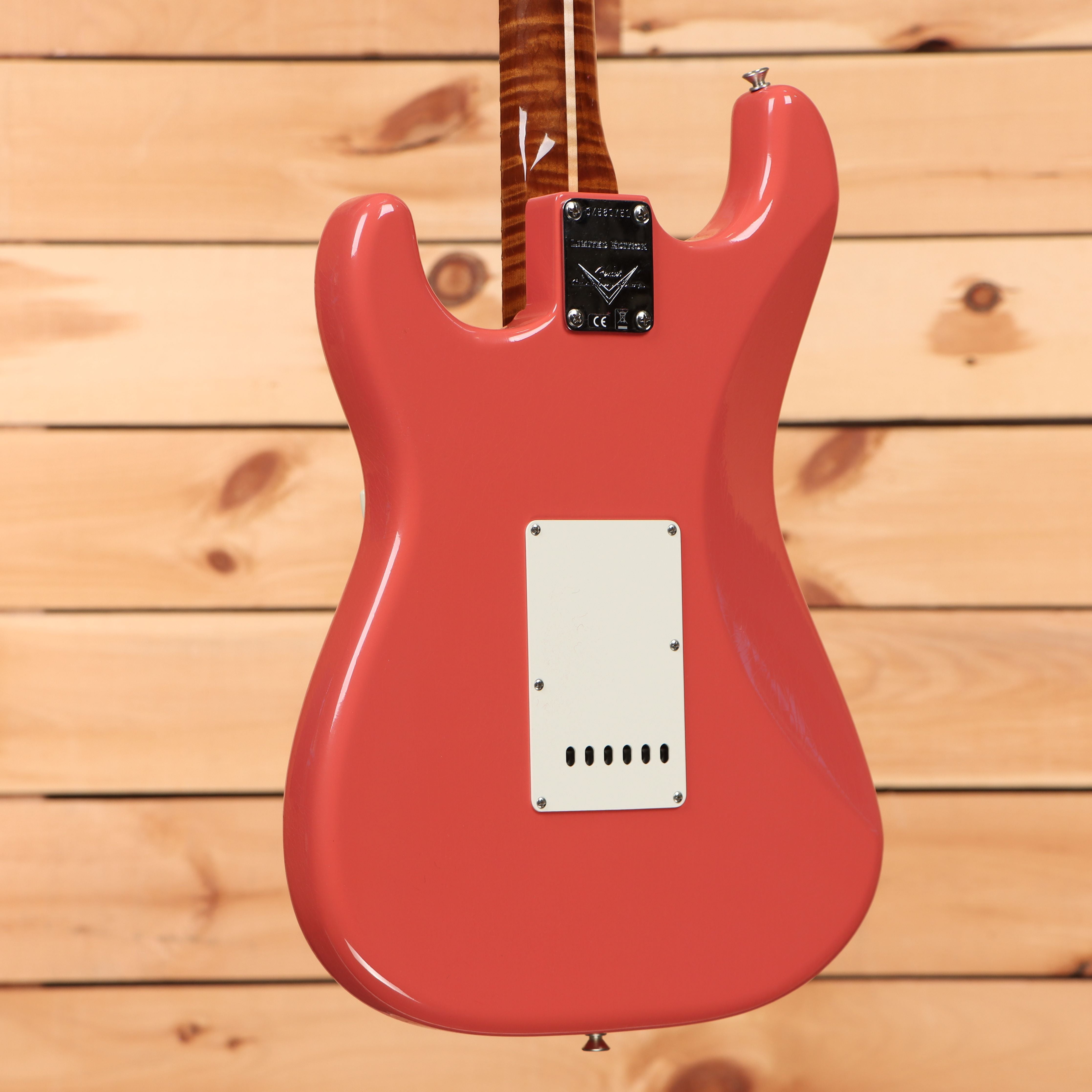 Fender Custom Shop Limited 1950s Stratocaster electric guitar Tahitian Coral with white pickguard and single-coil pickups