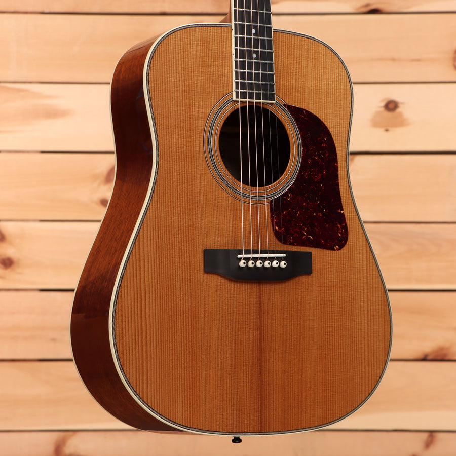 Gallagher Doc Watson Custom dreadnought acoustic guitar natural torrefied red spruce with tortoiseshell pickguard