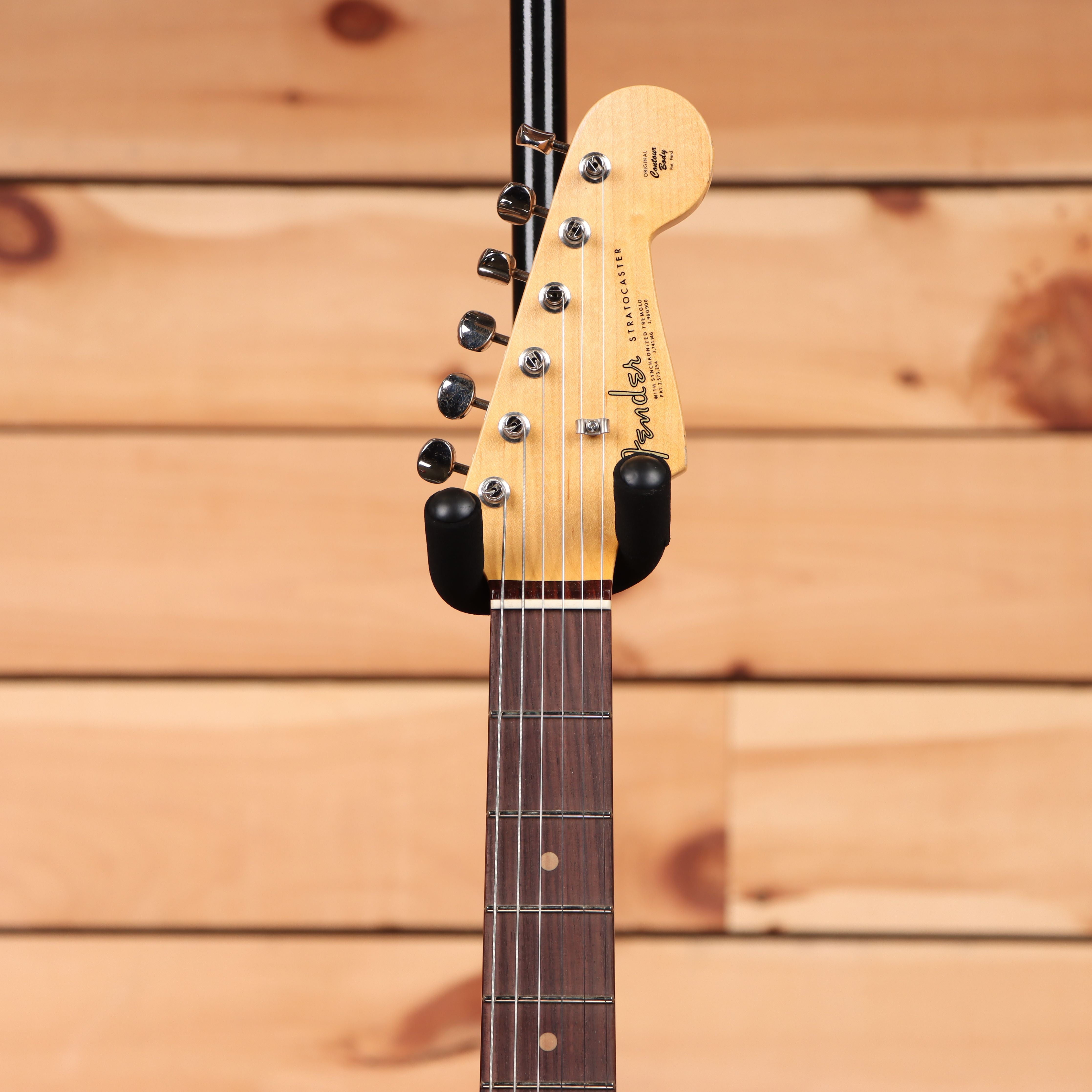 Fender Custom Shop Righteous Reissue Late 1962 Stratocaster relic electric guitar Fire Mist Red with single-coil pickups