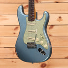 Fender Custom Shop Righteous Reissue Late 1962 Stratocaster electric guitar Ice Blue Metallic relic finish with single-coil pickups