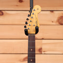 Fender Custom Shop Righteous Reissue Late 1962 Stratocaster relic electric guitar ice blue metallic with single-coil pickups