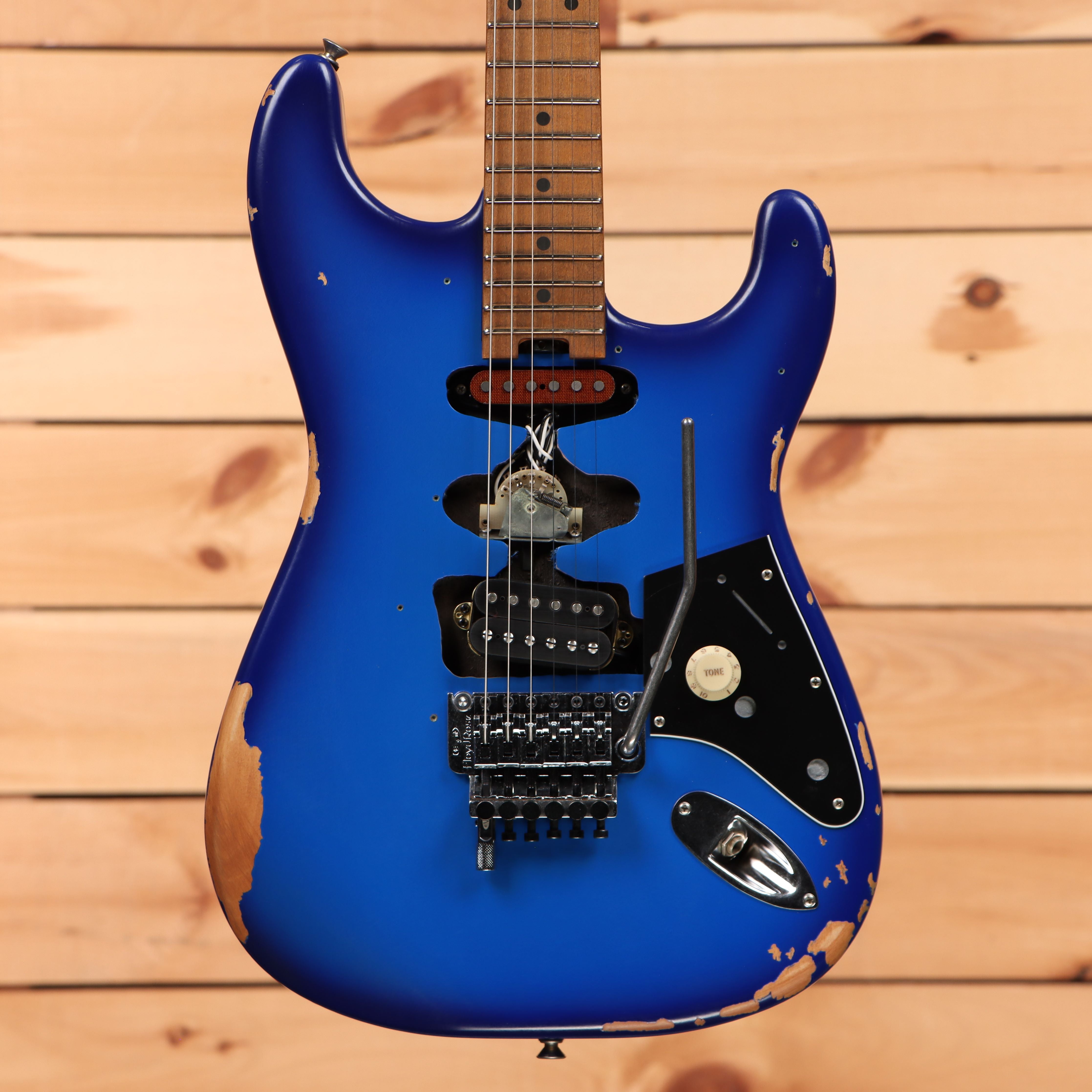 EVH Limited Frankenstein Relic Series electric guitar Blueburst with Floyd Rose tremolo system