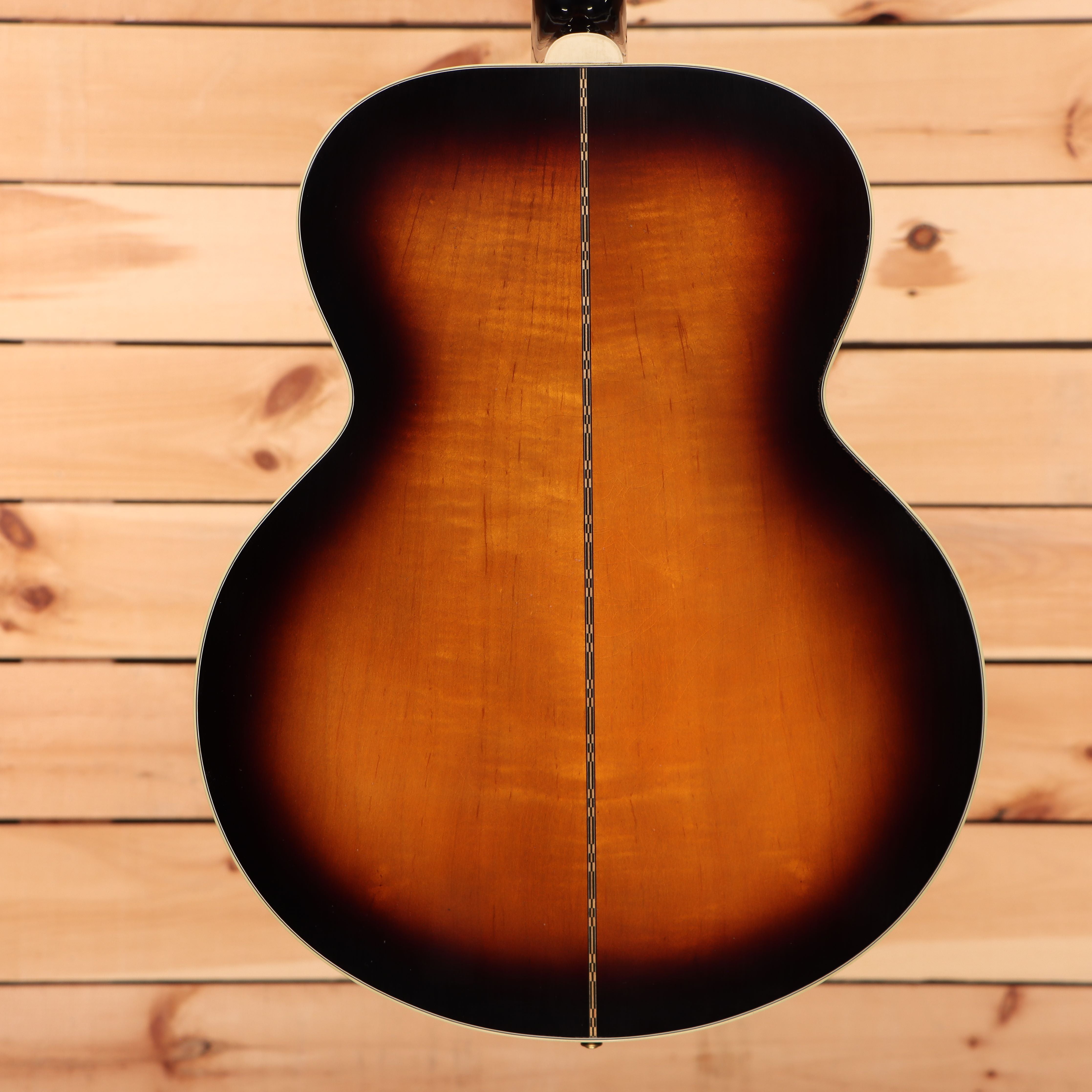 Gibson 1957 SJ200 Light Aged jumbo acoustic guitar vintage sunburst with center seam back