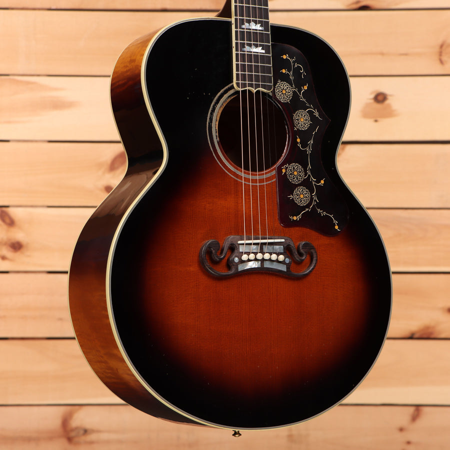 Gibson 1957 SJ200 acoustic guitar Light Aged Vintage Sunburst with floral pickguard inlay