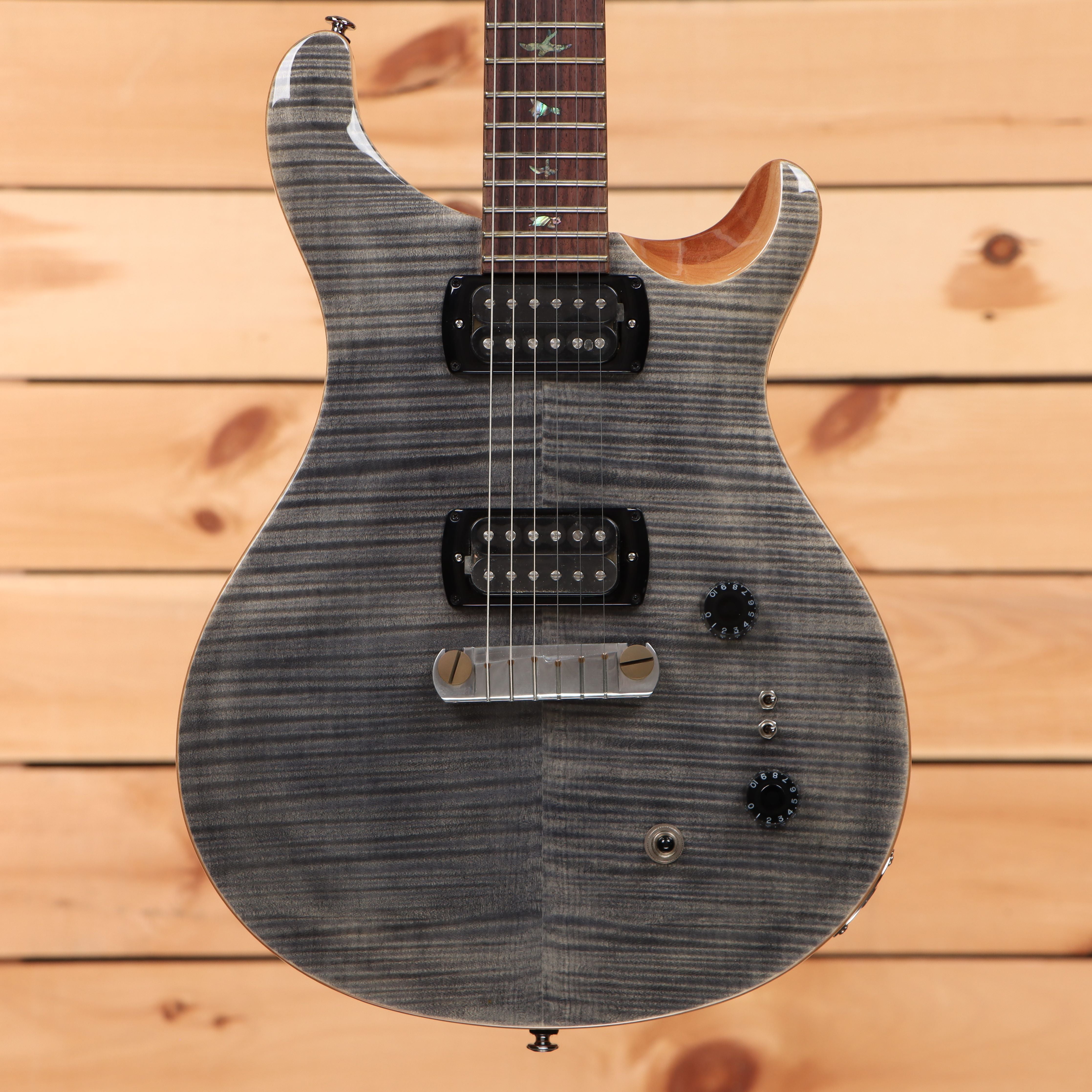 Paul Reed Smith SE Paul's Guitar electric guitar Charcoal with dual humbucker pickups and flamed maple top