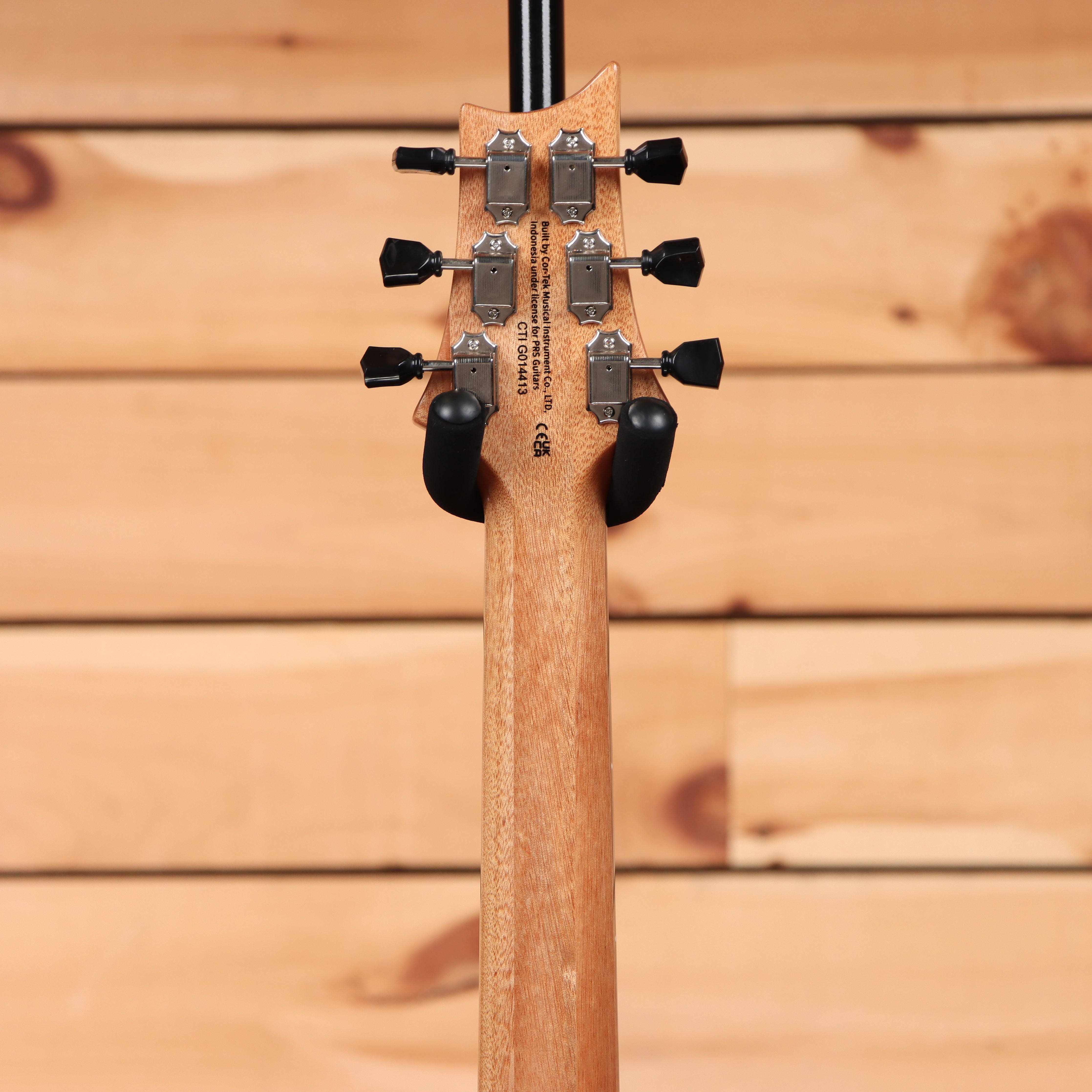 Paul Reed Smith SE Paul's Guitar electric guitar Charcoal with PRS-signature headstock and vintage-style tuners