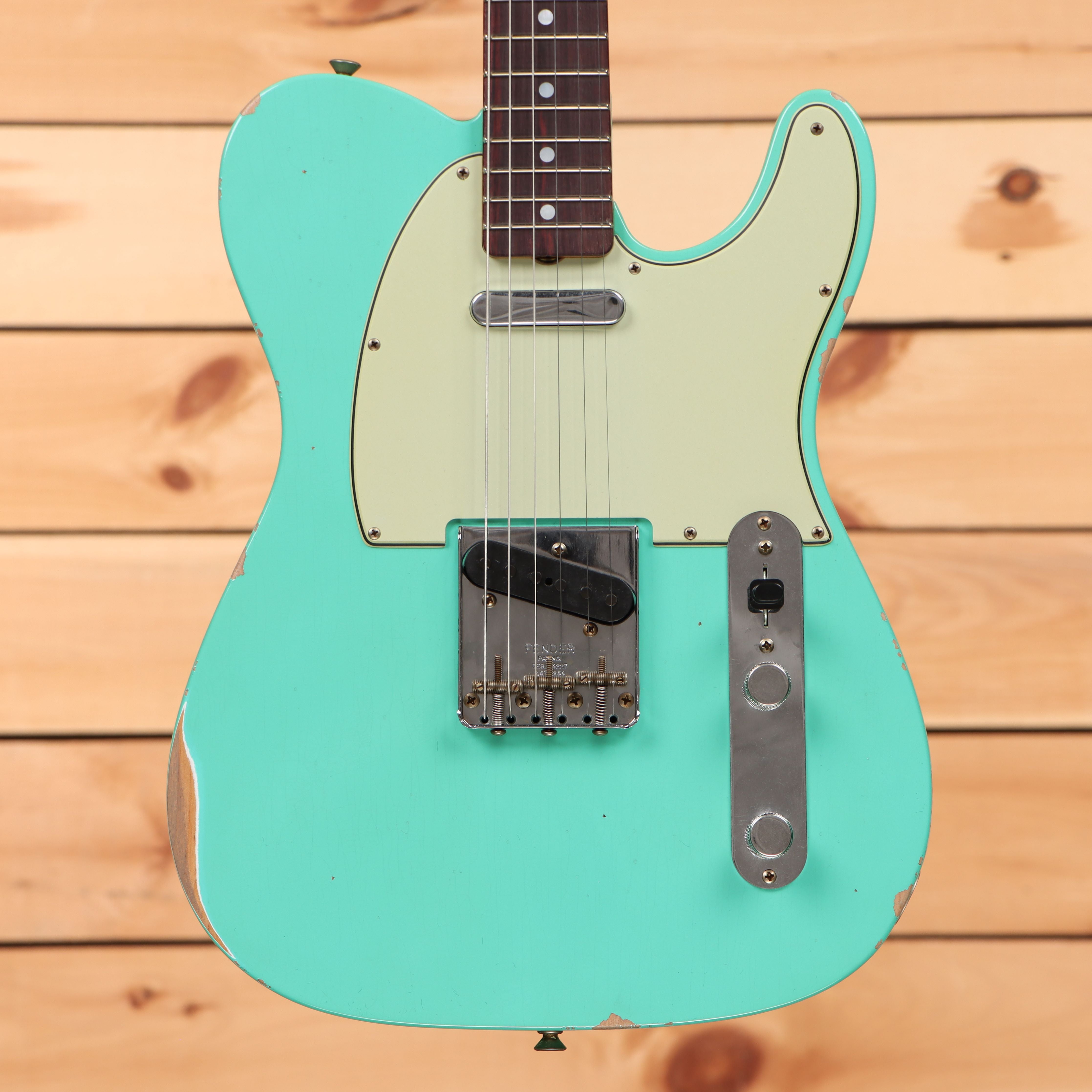 Fender Custom Shop 1964 Telecaster Relic electric guitar sea foam green with single-coil pickups
