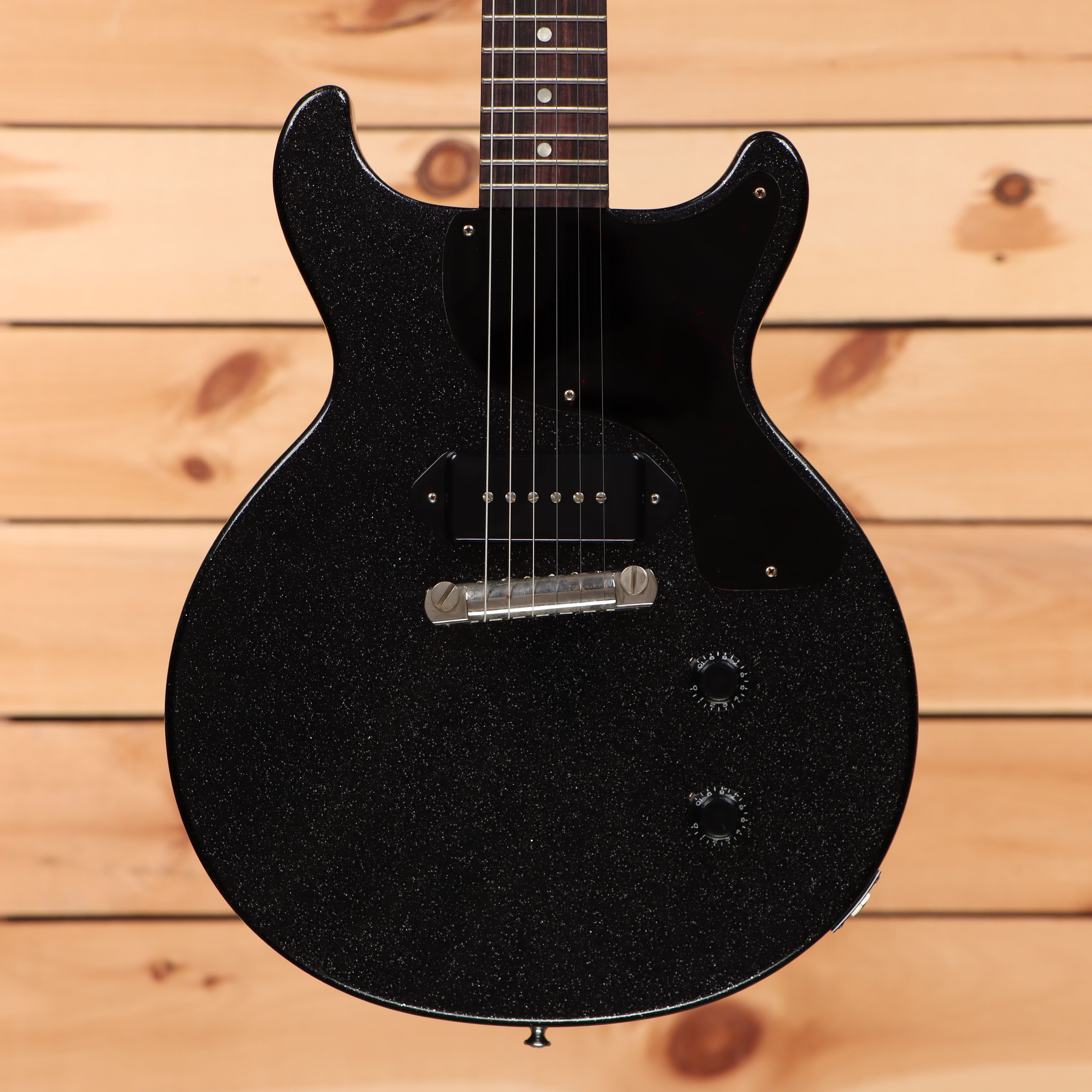 Gibson 1958 Les Paul Junior Doublecut VOS electric guitar Ebony Sparkle with P90 pickup and semi-hollow body design