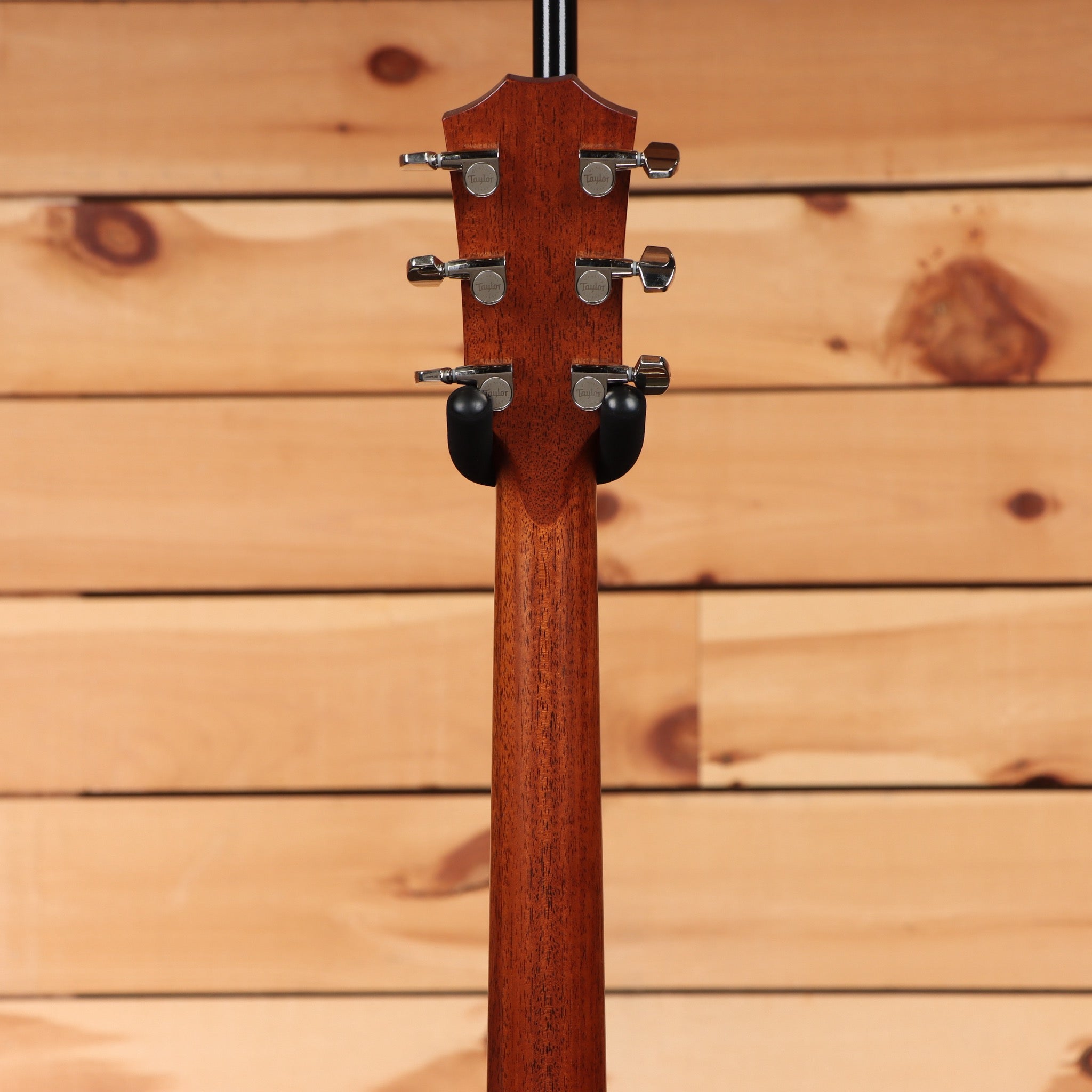 Taylor 818e Acoustic-Electric Guitar - Natural – Righteous Guitars