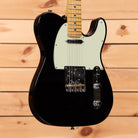Fender American Professional II Telecaster electric guitar black with maple neck and single-coil pickups