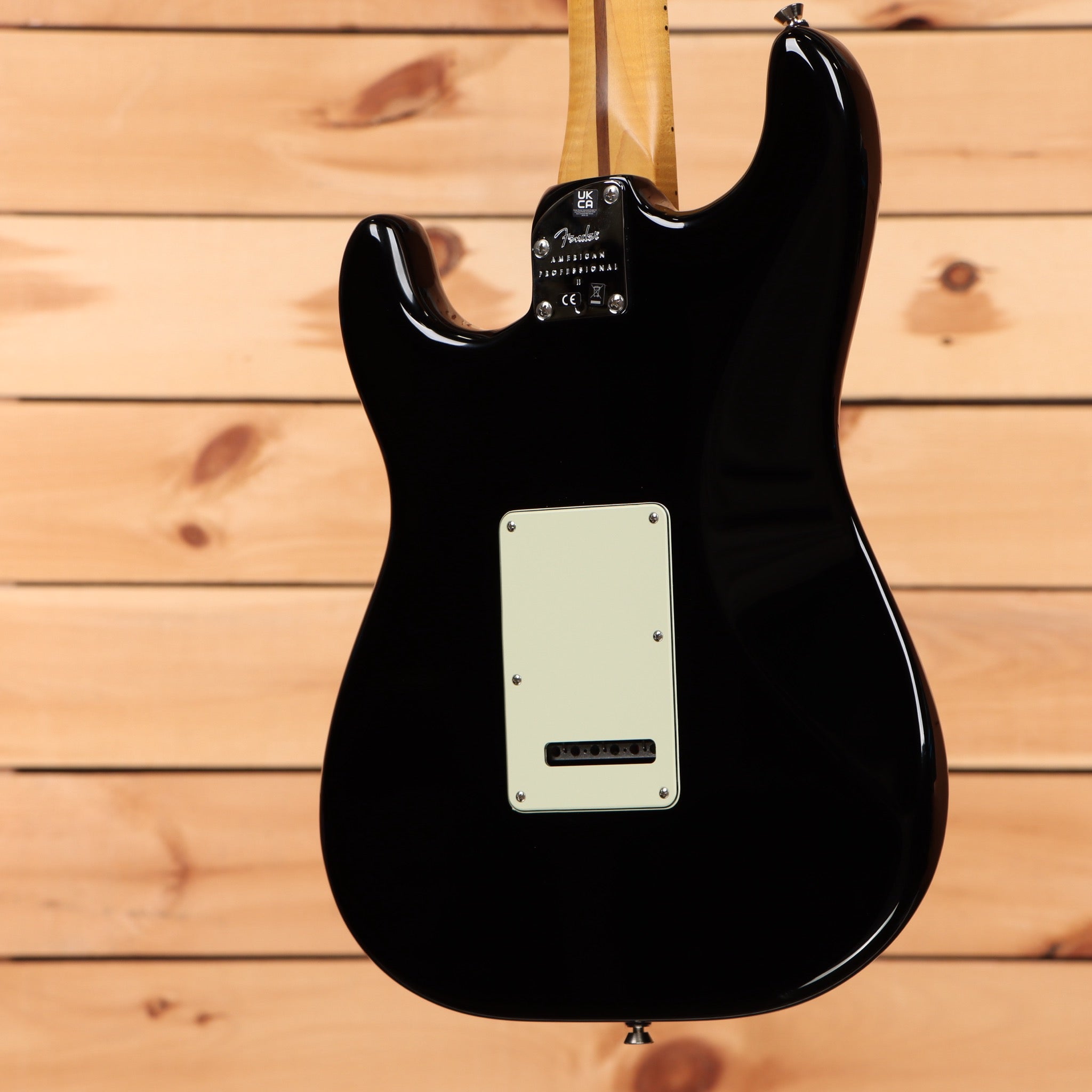 Fender American Professional II Stratocaster pre-owned electric guitar black with white pickguard and single-coil pickup