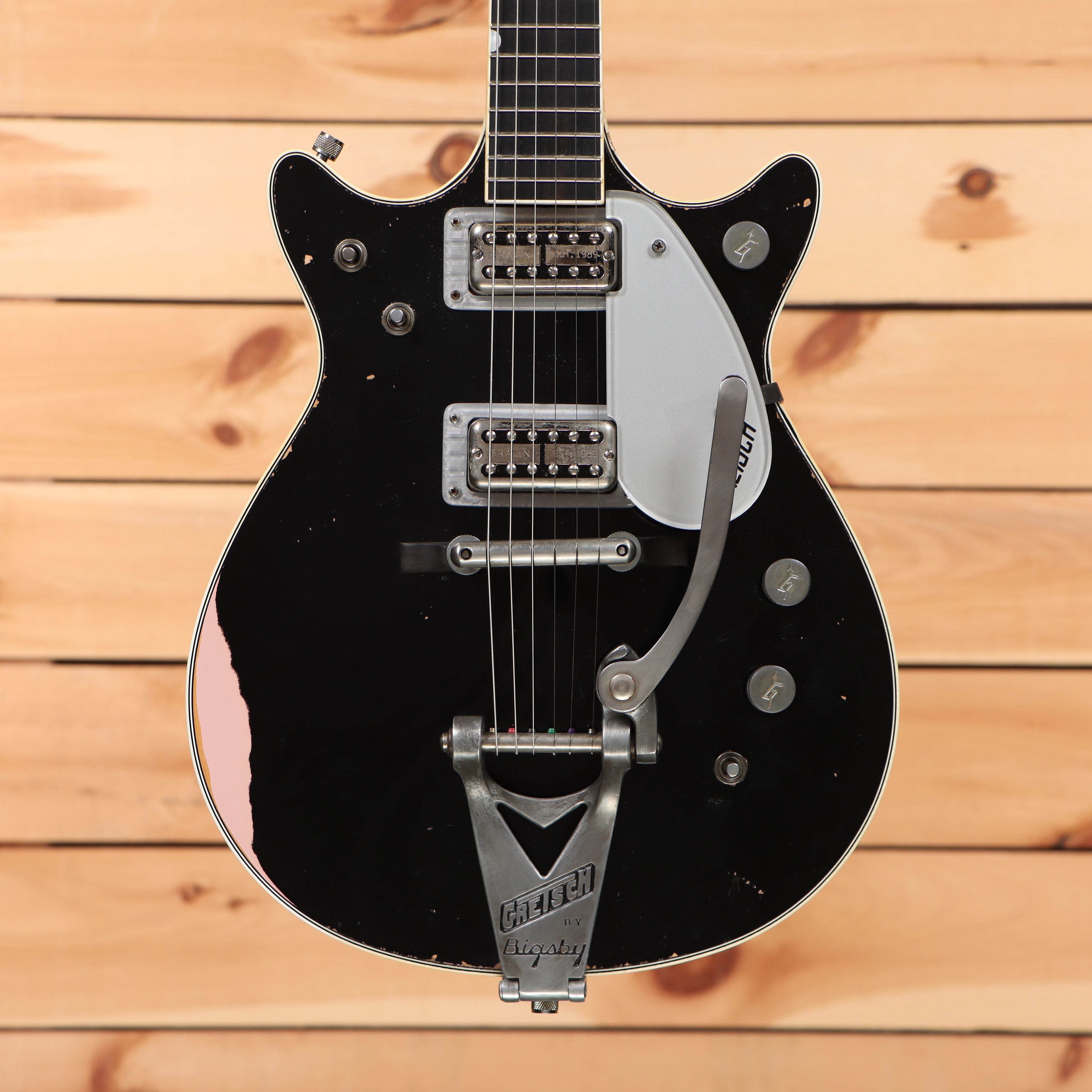 Gretsch Limited Stephen Stern Masterbuilt '62 Duo Jet semi-hollow electric guitar Relic Aged Black with Bigsby tremolo