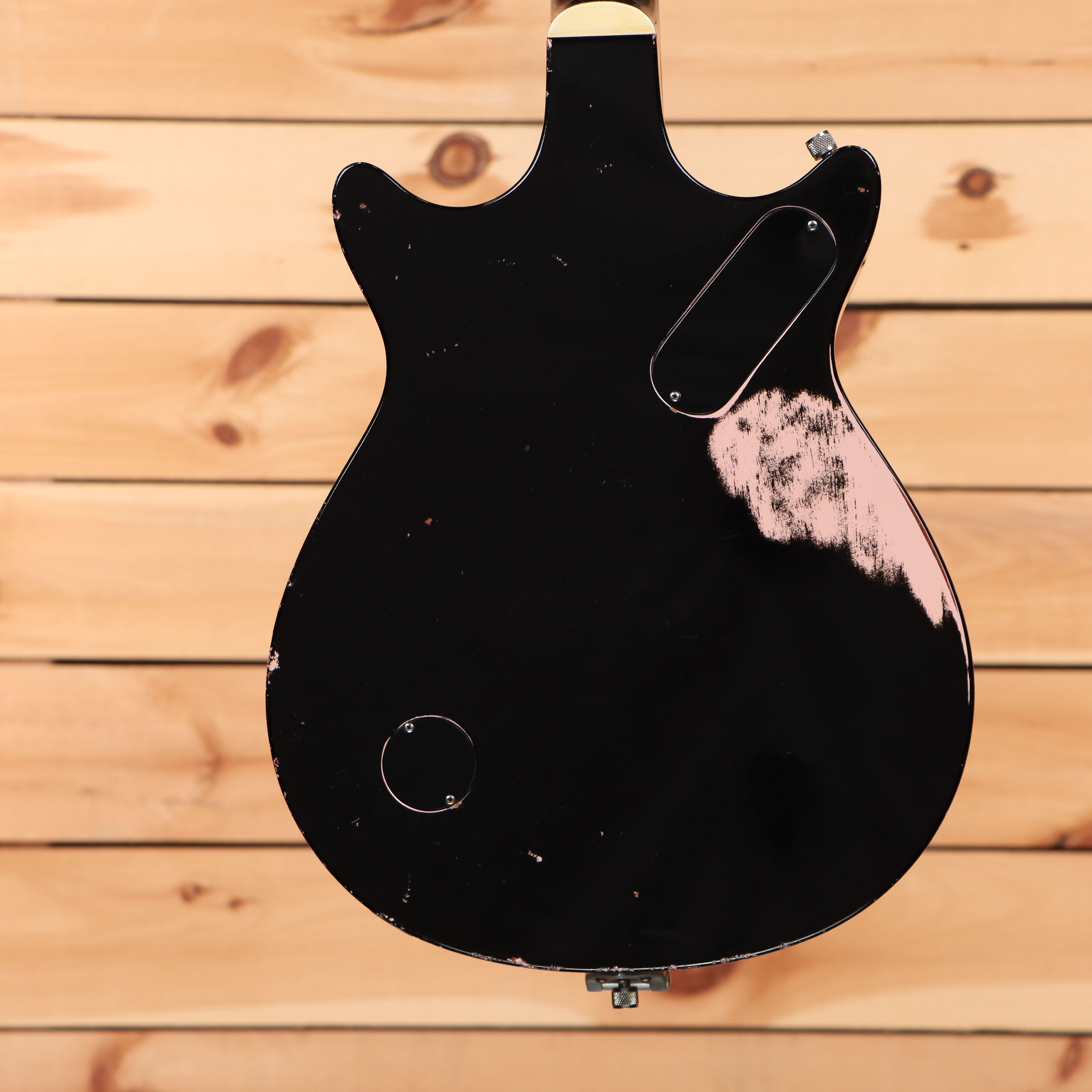 Gretsch Limited Stephen Stern Masterbuilt '62 Duo Jet semi-hollow electric guitar relic aged black over shell pink with P90 pickups