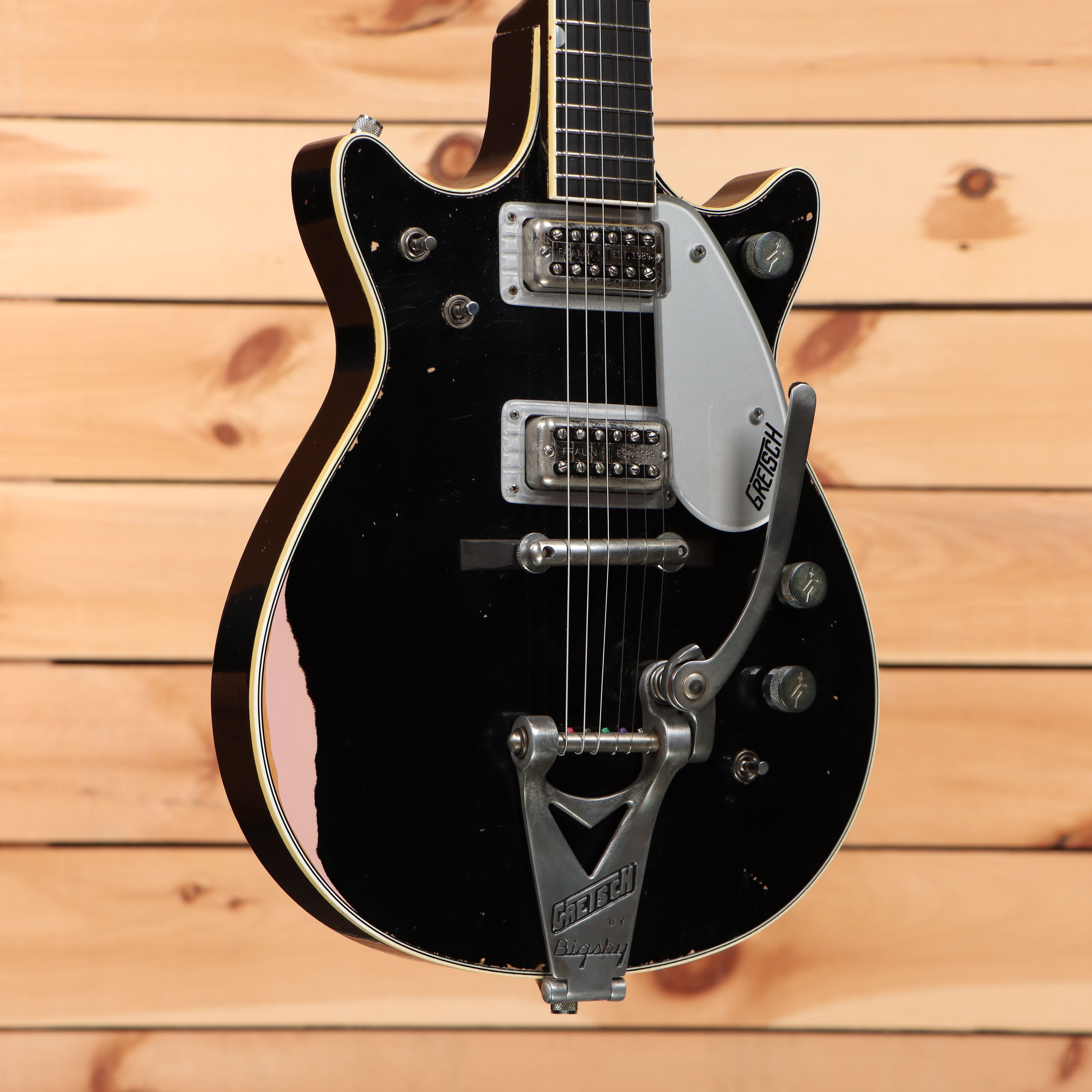 Gretsch Limited Stephen Stern Masterbuilt 62 Duo Jet Relic electric guitar aged black over shell pink with dual humbuckers