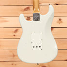 Fender Custom Shop 1964 Stratocaster Journeyman Relic electric guitar Olympic White with single-coil pickups