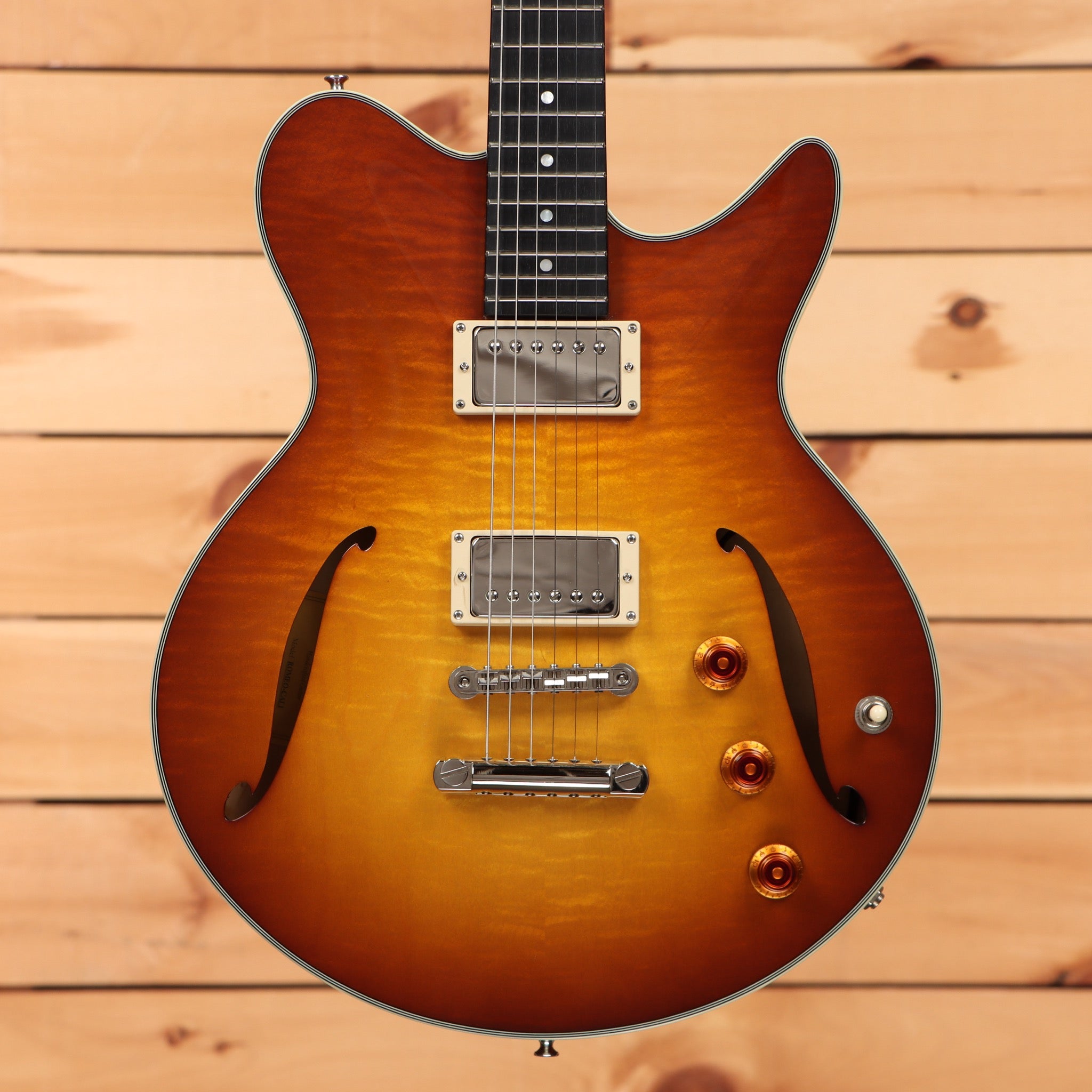 romeo ロメオ　アコースティックギター Eastman Romeo California Electric Guitar - Goldburst – Righteous